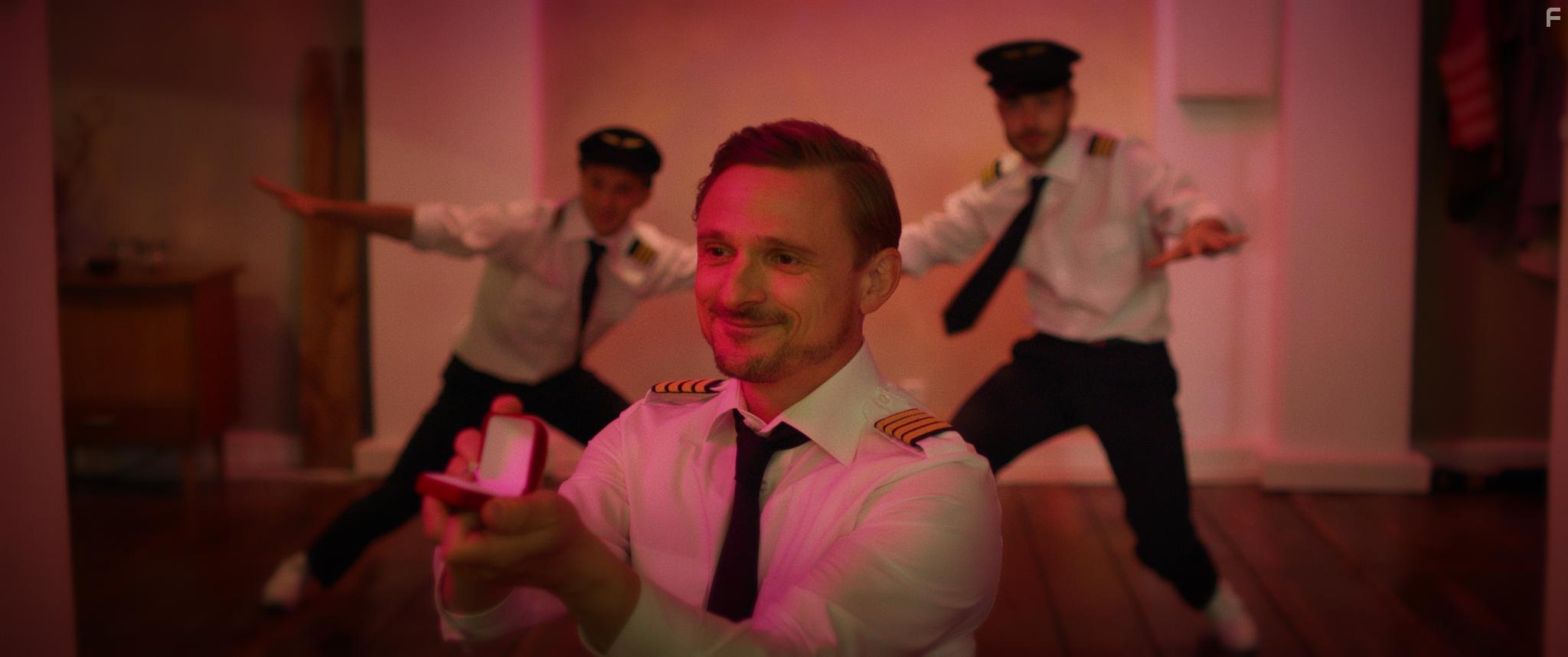 Хоть плачь, хоть смейся