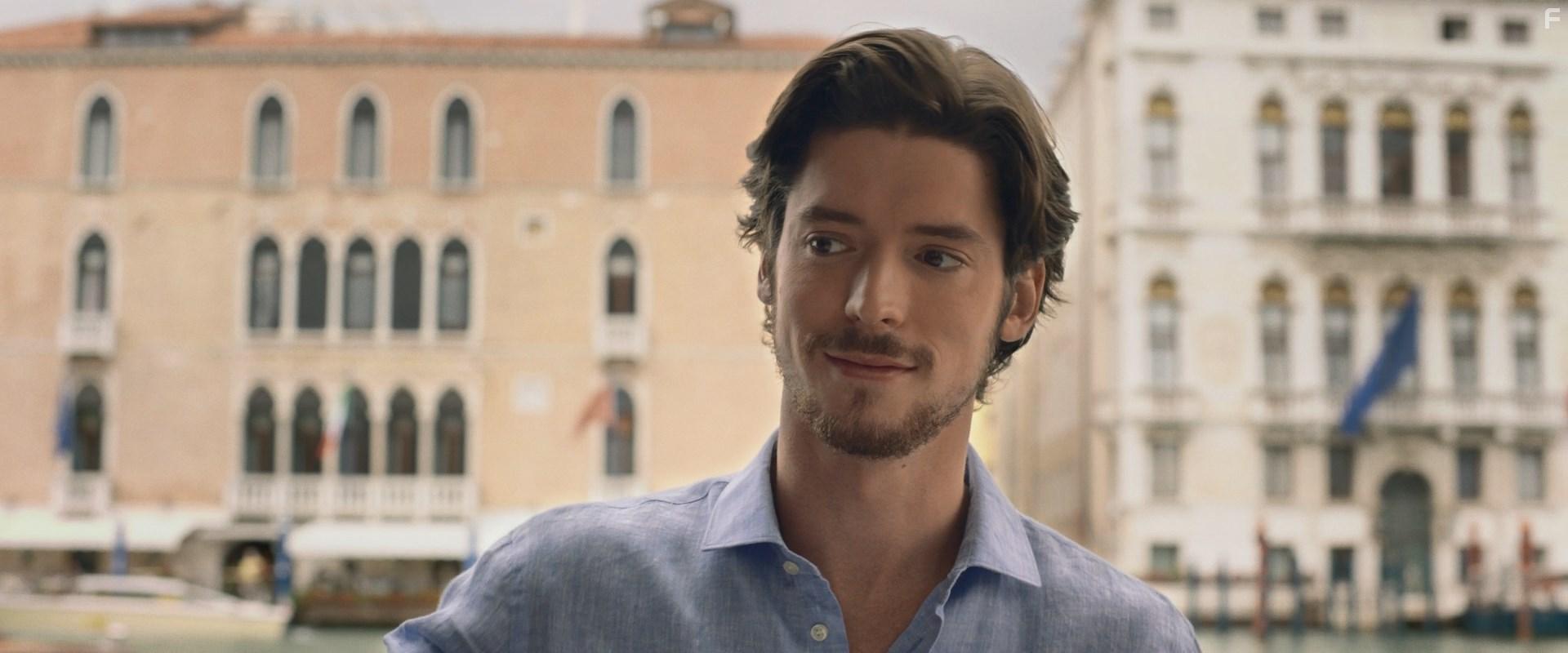 Pico Alexander in The Honeymoon (2022)