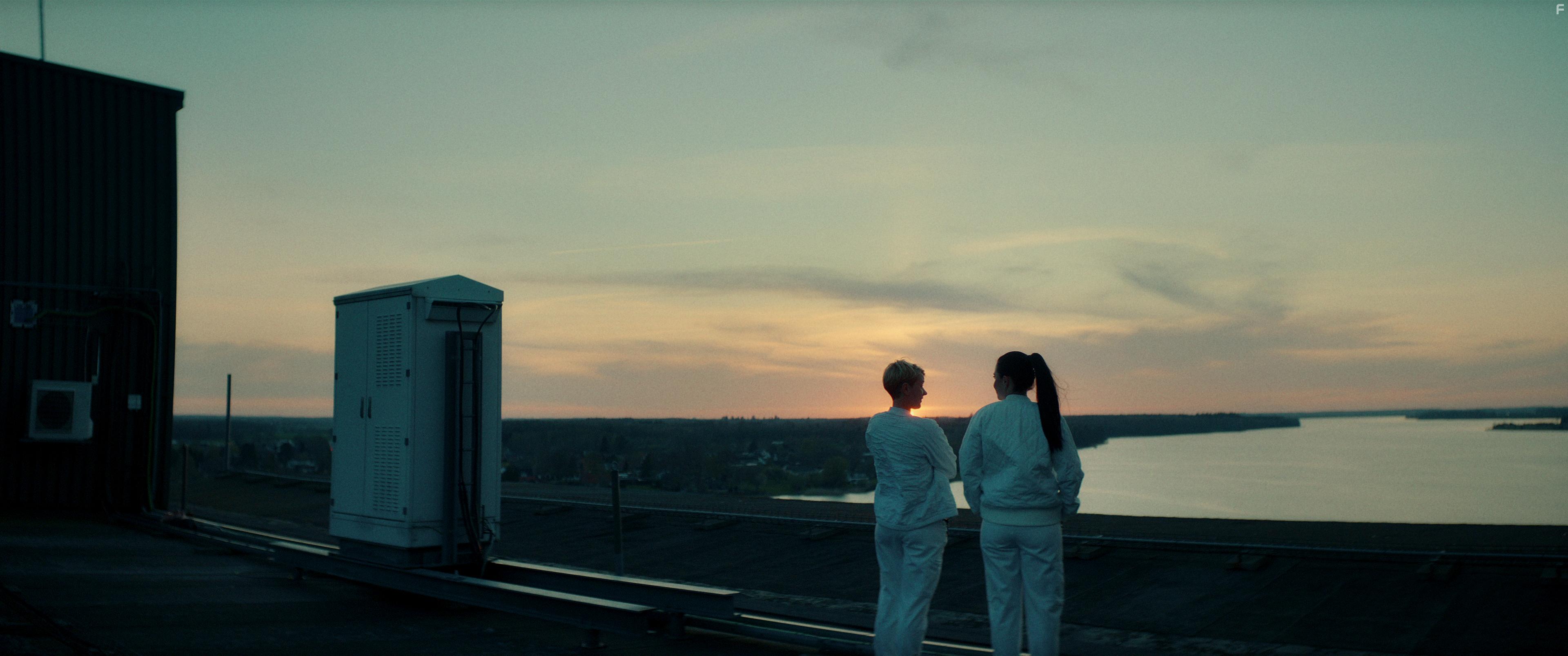Fanny Louise Bernth and Josephine Park in The Nurse (2023)