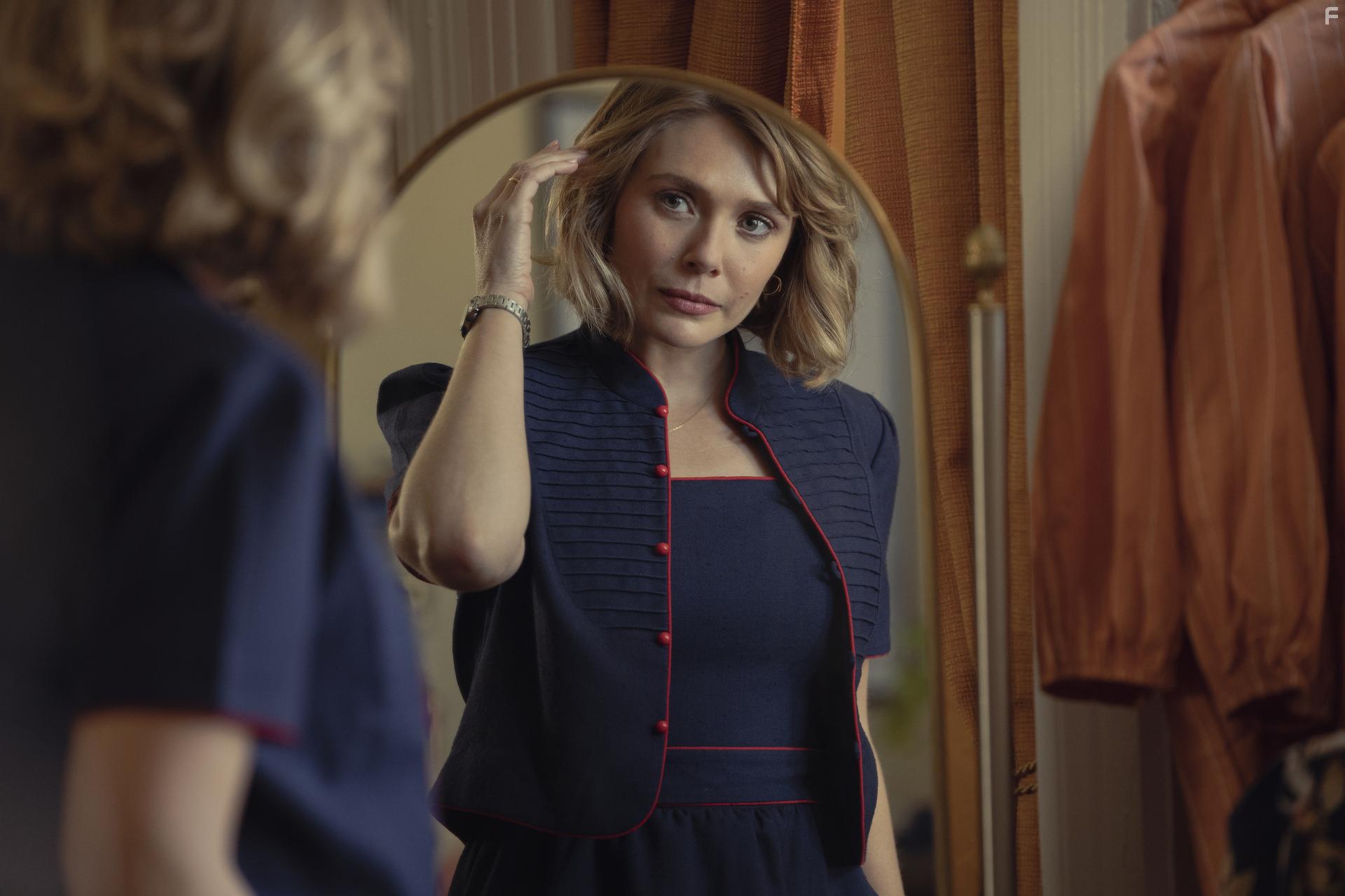 Elizabeth Olsen in Love & Death (2023)