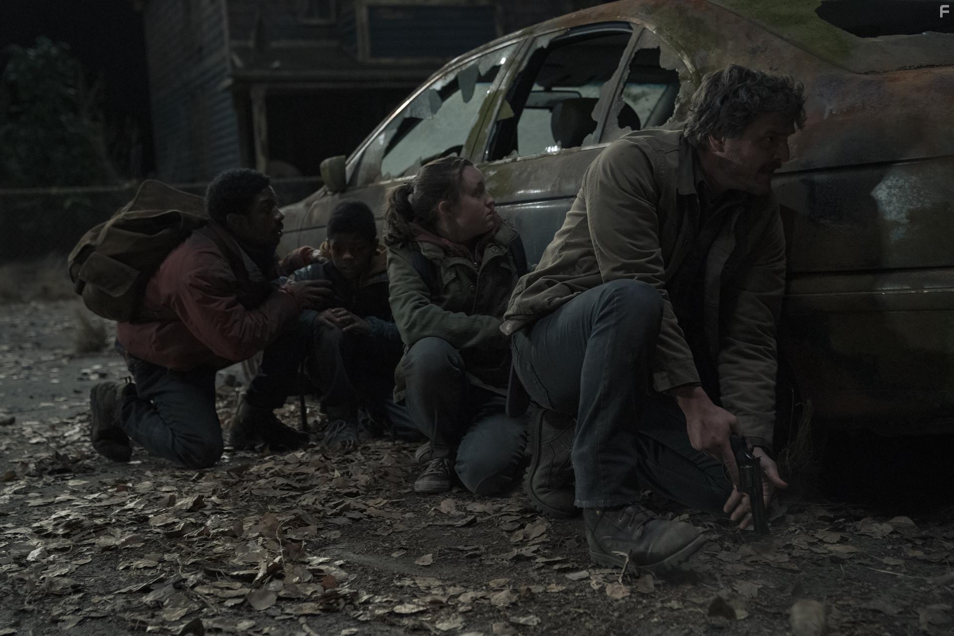 Pedro Pascal, Keivonn Woodard, Lamar Johnson, and Bella Ramsey in The Last of Us: Endure and Survive (2023)