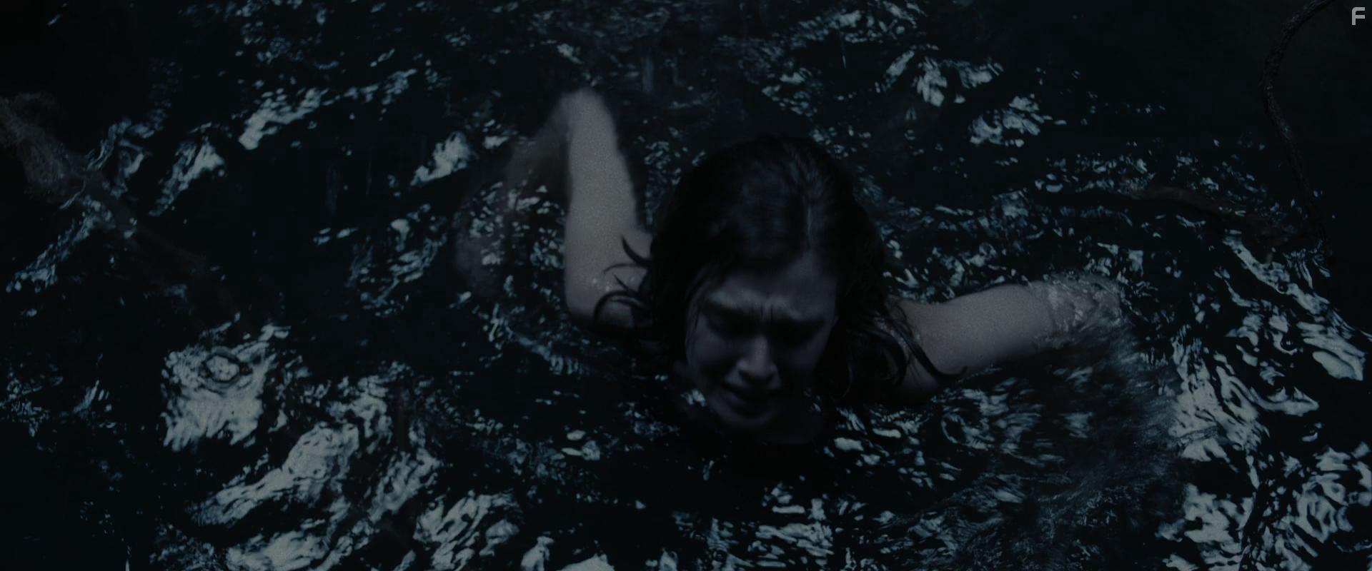 Carla Campra in La nia de la comunin (2022)