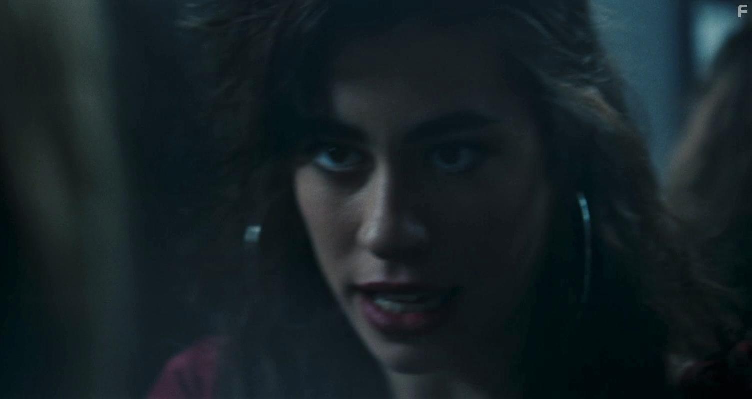 Aina Quiones in La nia de la comunin (2022)