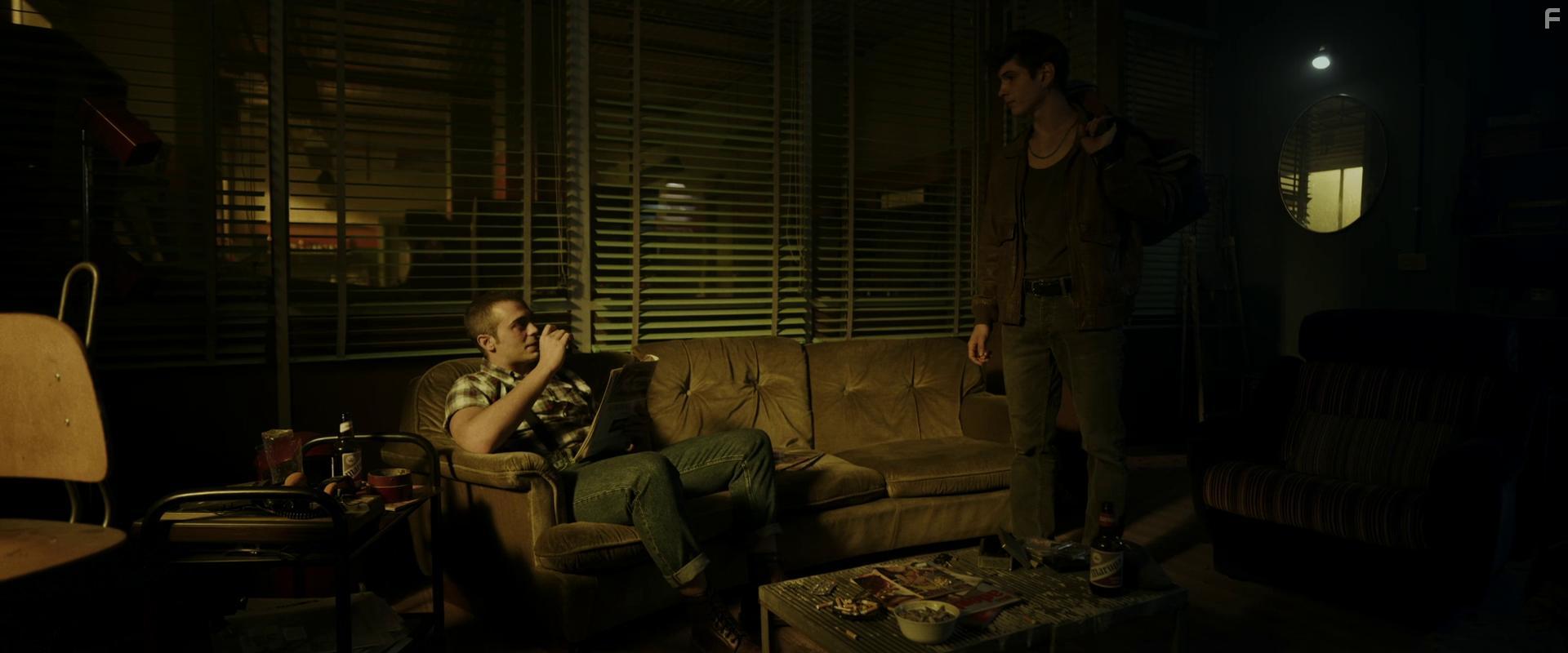 Marc Soler and Carlos Oviedo in La nia de la comunin (2022)