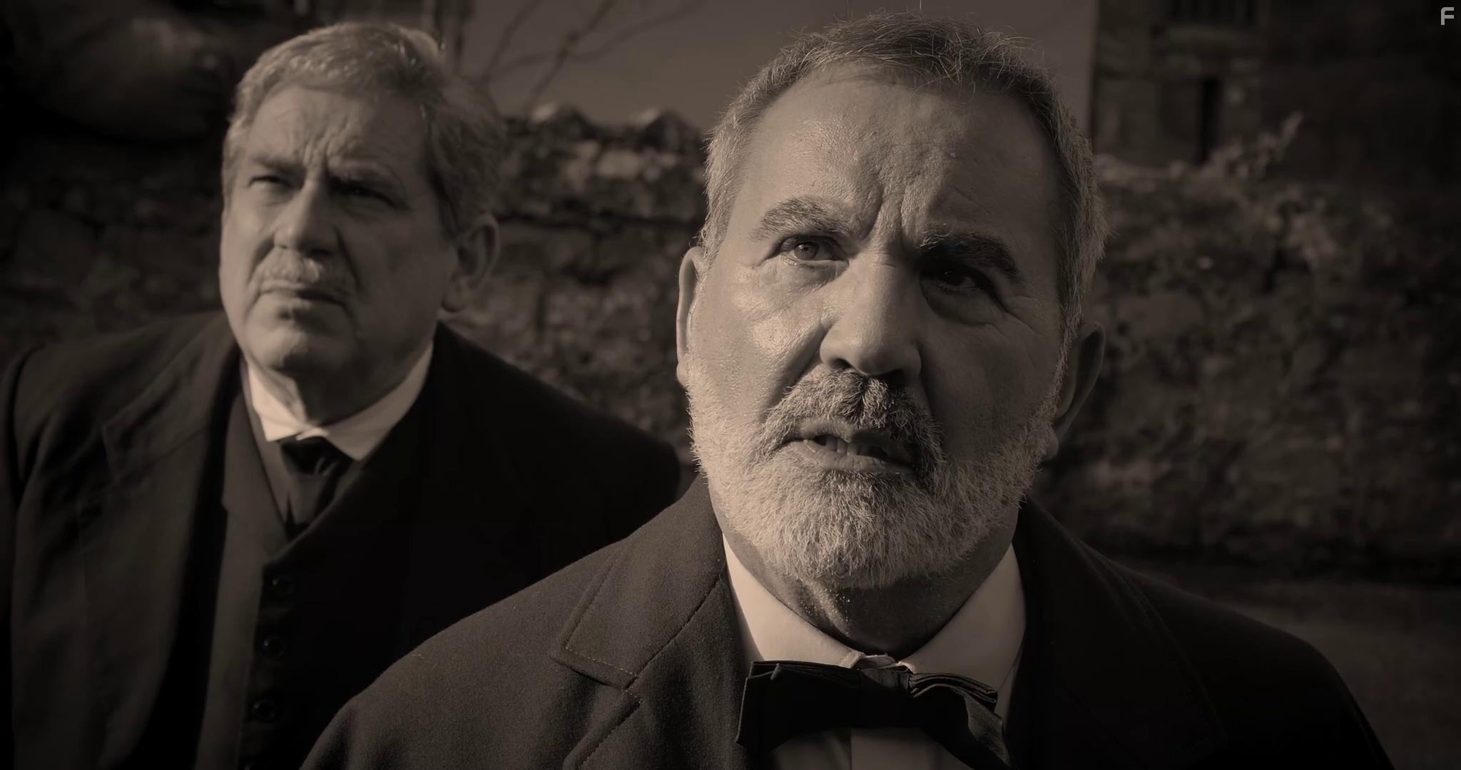 Valentn Paredes and ngel Hctor Snchez in El Hogar (2022)