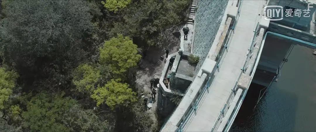 Lie zui tu jian (2022)