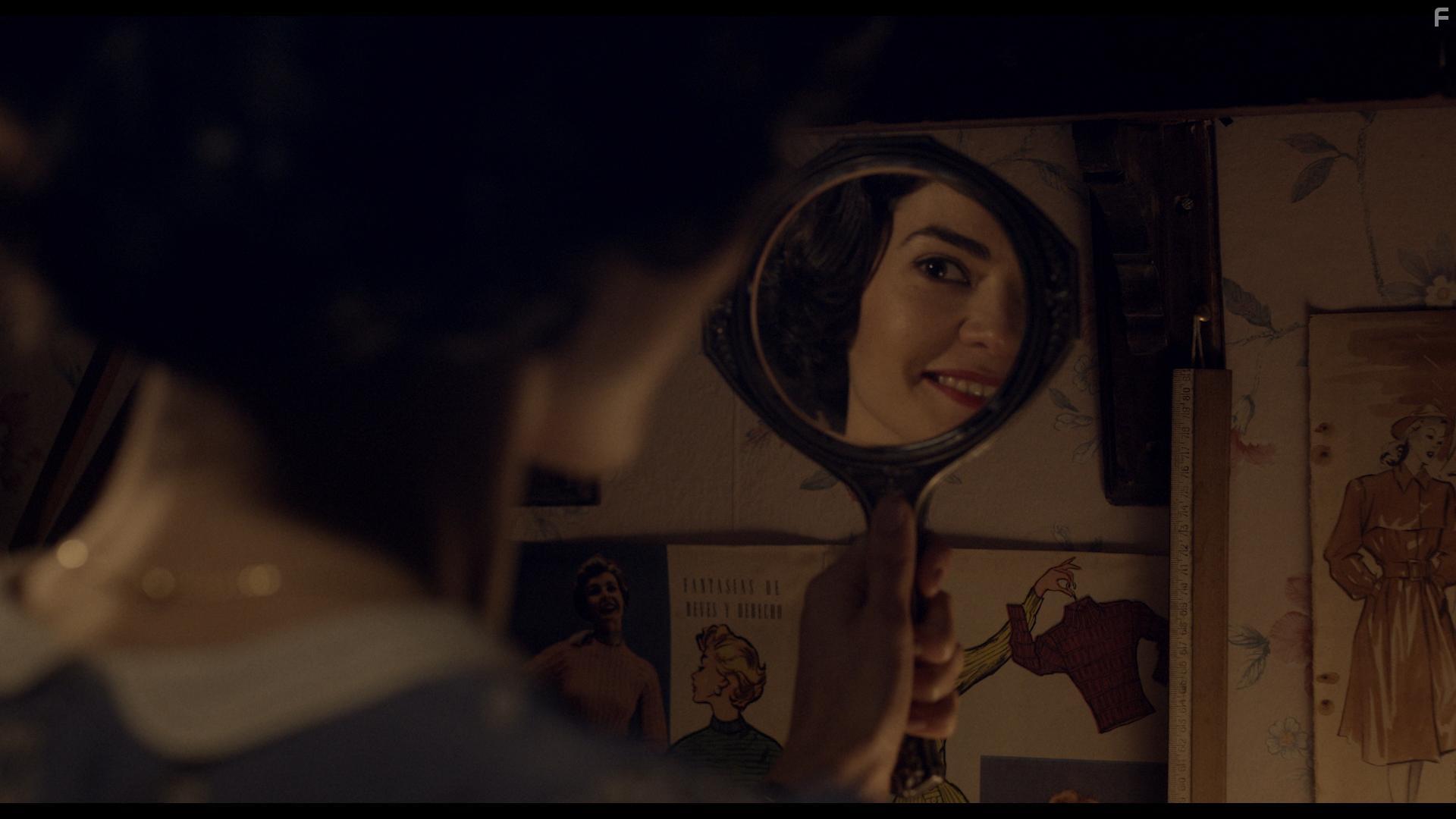 Mara Soldi in Algo con una mujer (2020)