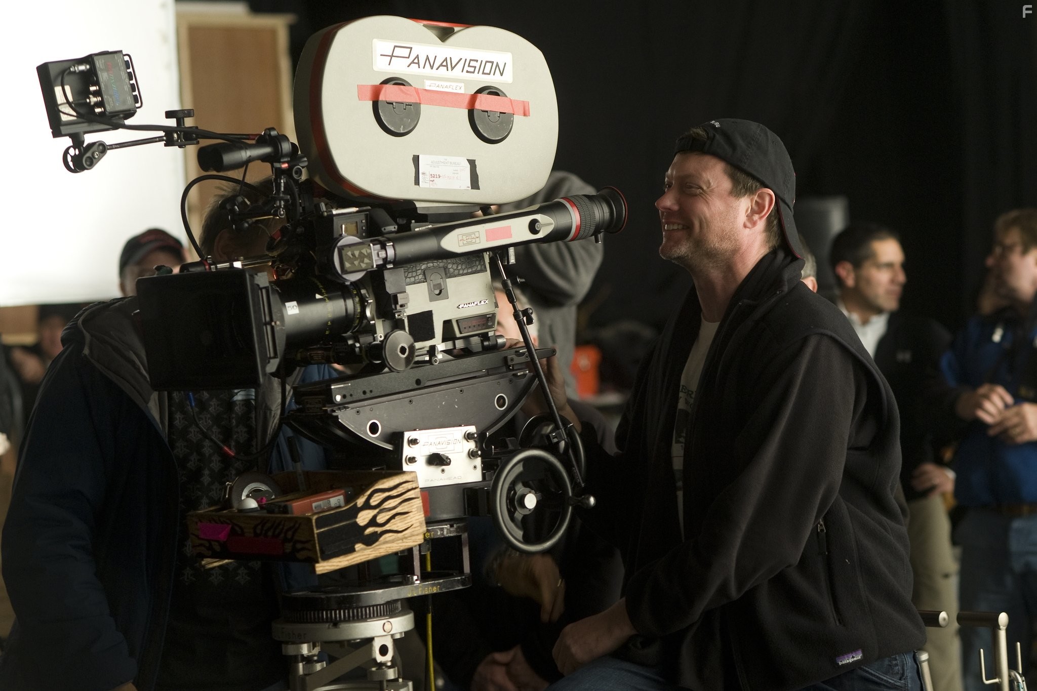 Matt Damon and George Nolfi in Меняющие реальность (2011)