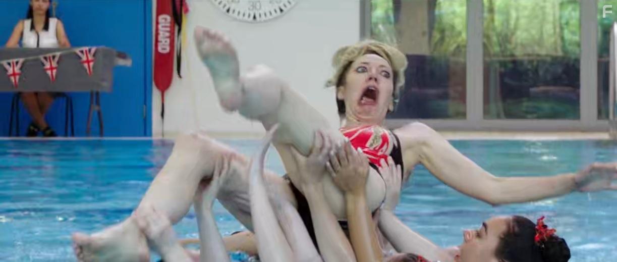 Diane Morgan and Filiz Fairweather in Mandy (2019)