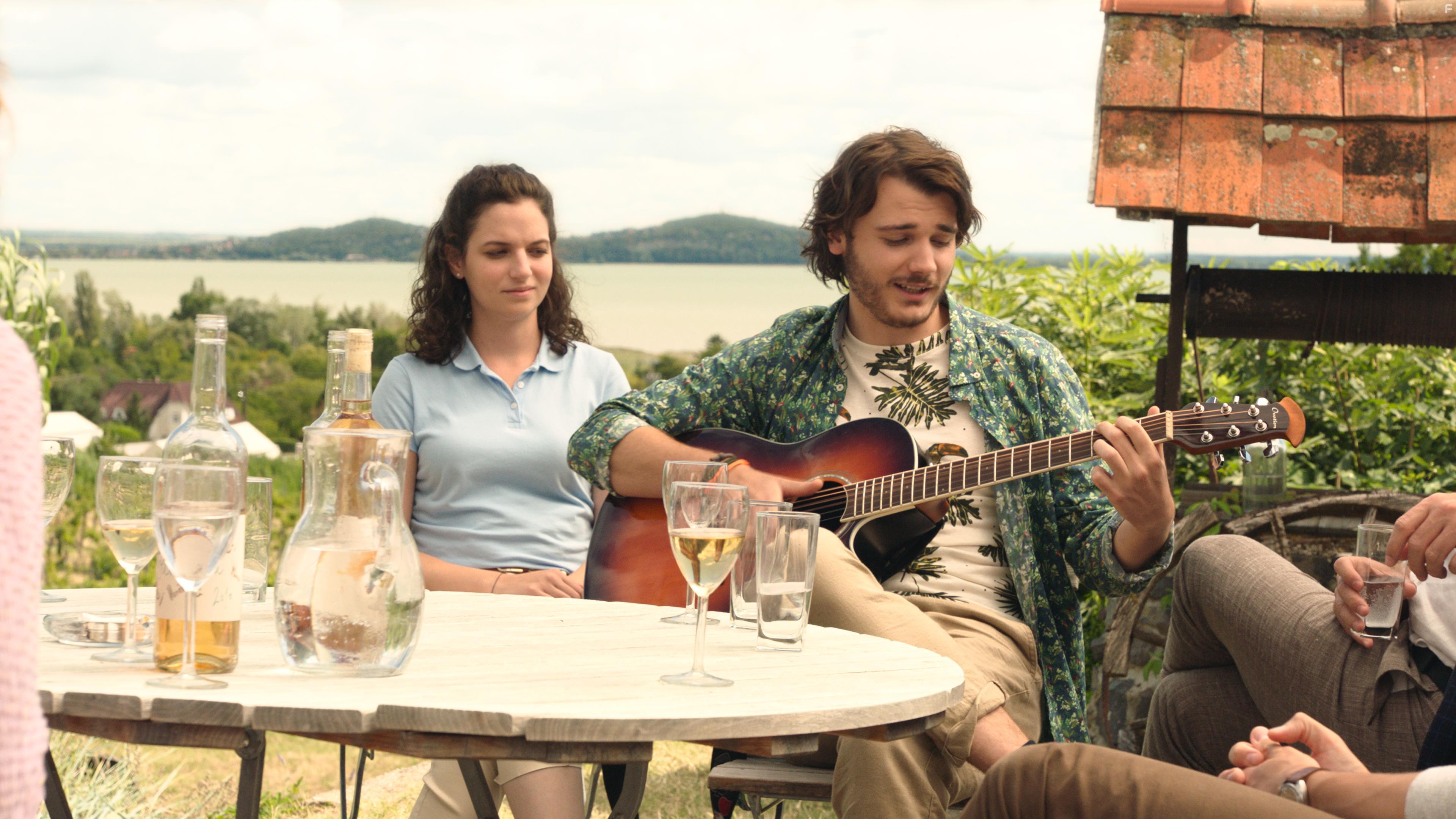 Boglrka Kos and Botond Lelkes in Egytt kezdtk (2022)