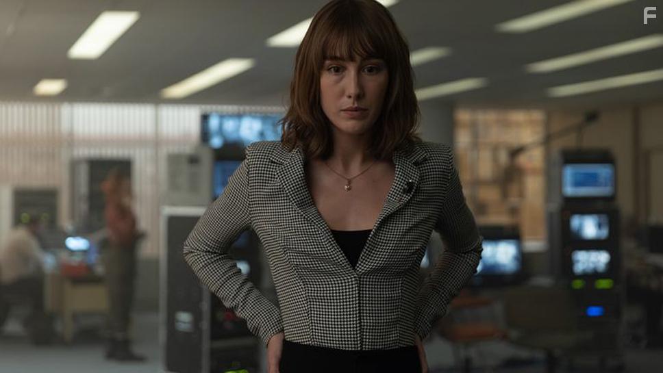 Aria Bedmar, Almudena Amor, and Viti Surez in El silencio (2023)