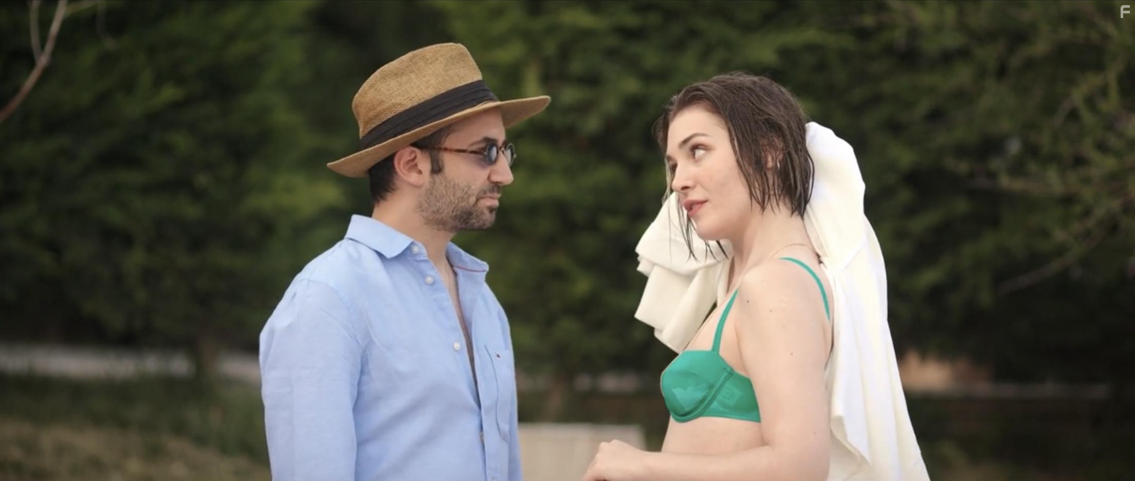 Deniz Isin and Sarp Bozkurt in Bizden Olur Mu (2022)