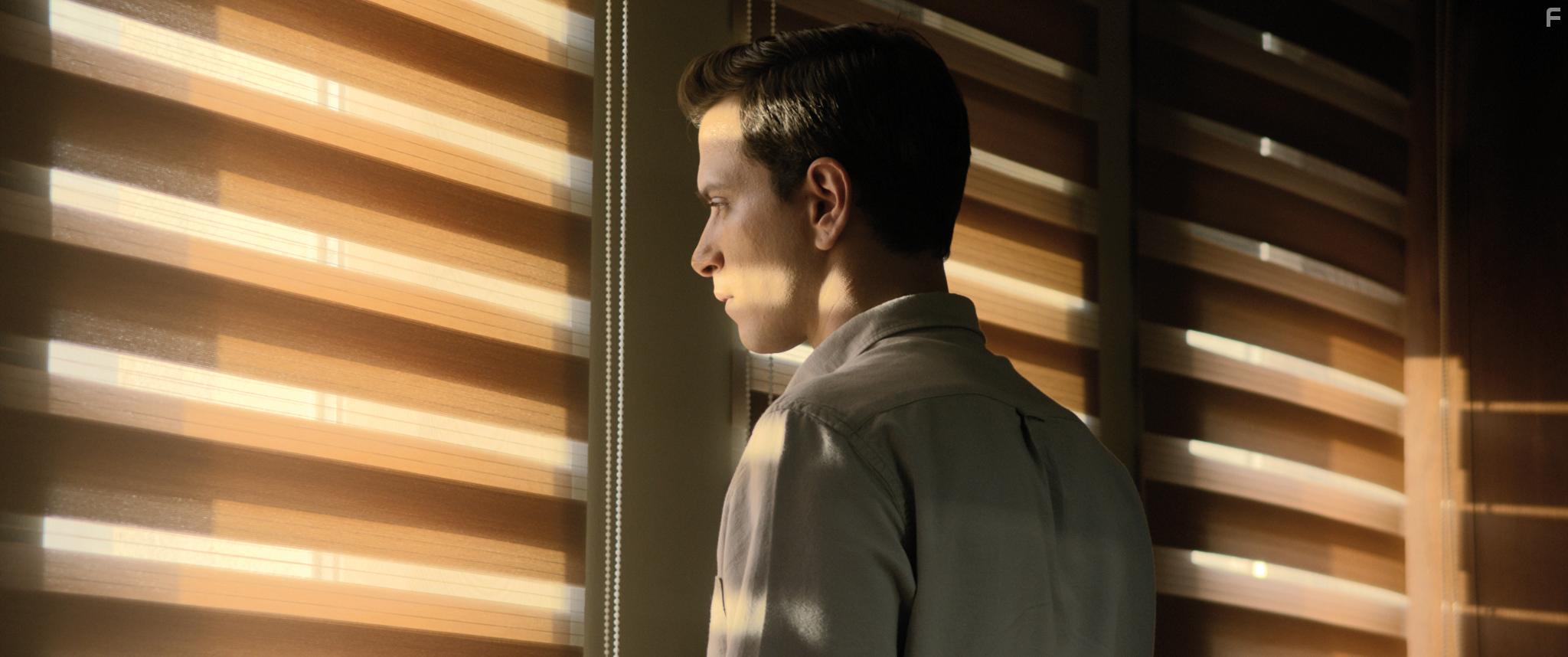 Selahattin Pasali in Kurak Gnler (2022)