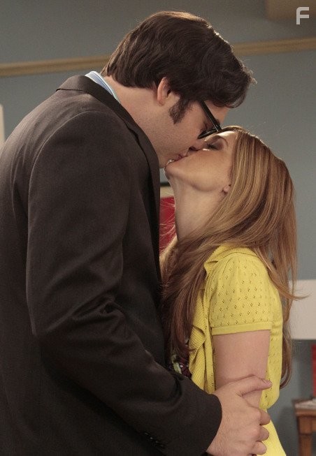 Nelson Franklin and Aya Cash in Светофор (2011)