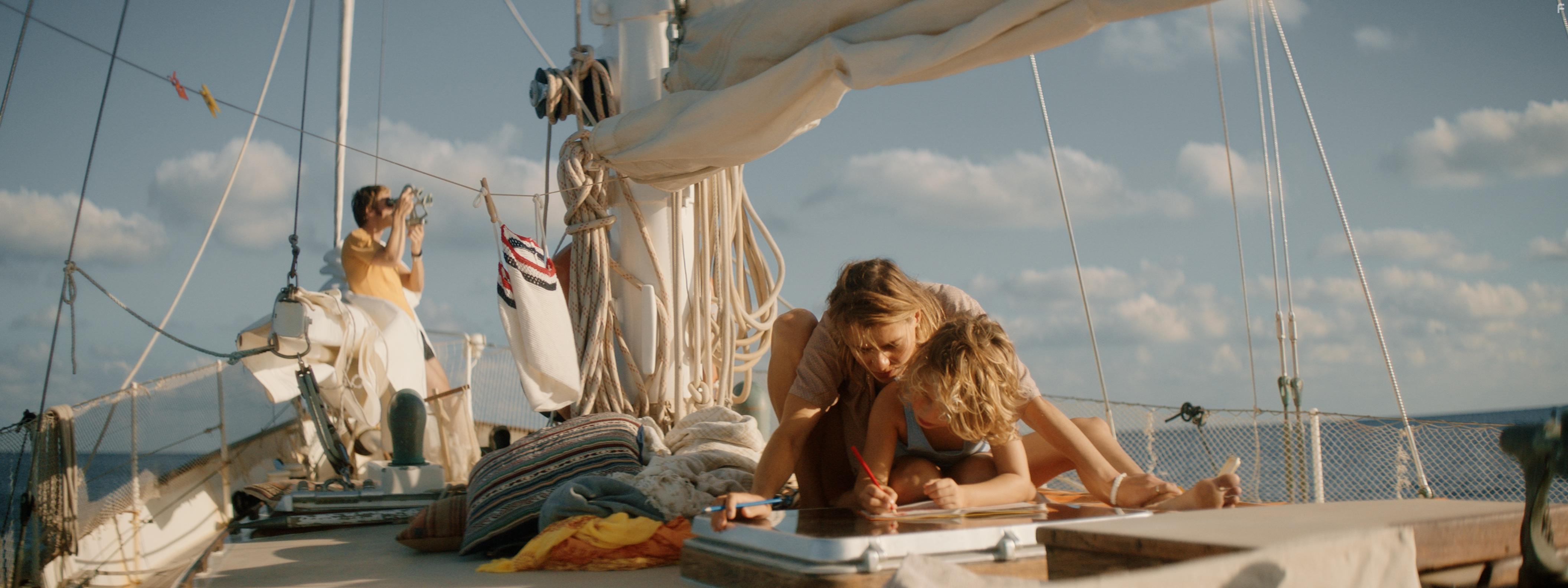 River Oosterink, Sallie Harmsen, and Reinout Scholten van Aschat in Zee van tijd (2022)