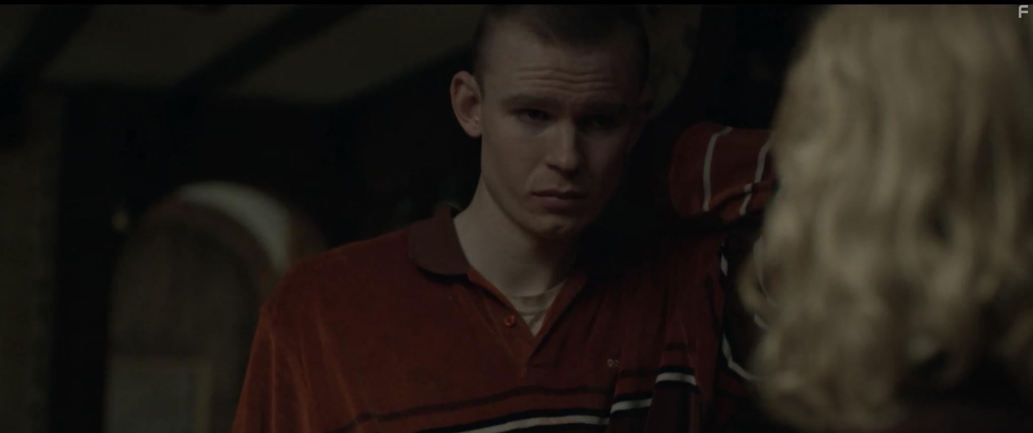 Маленький костяной домик