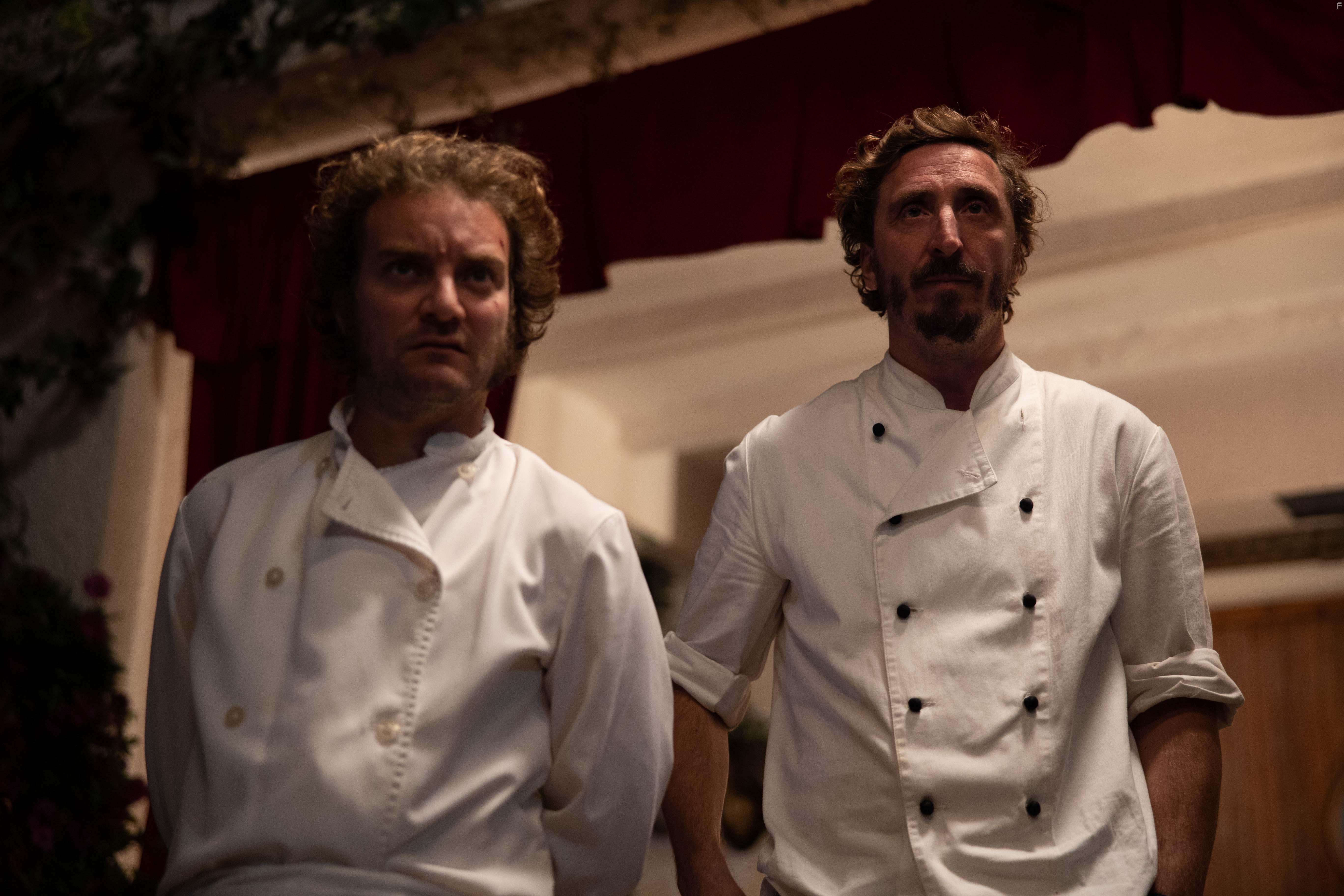 Ivan Massagu and Pol Lpez in Esperando a Dal (2023)