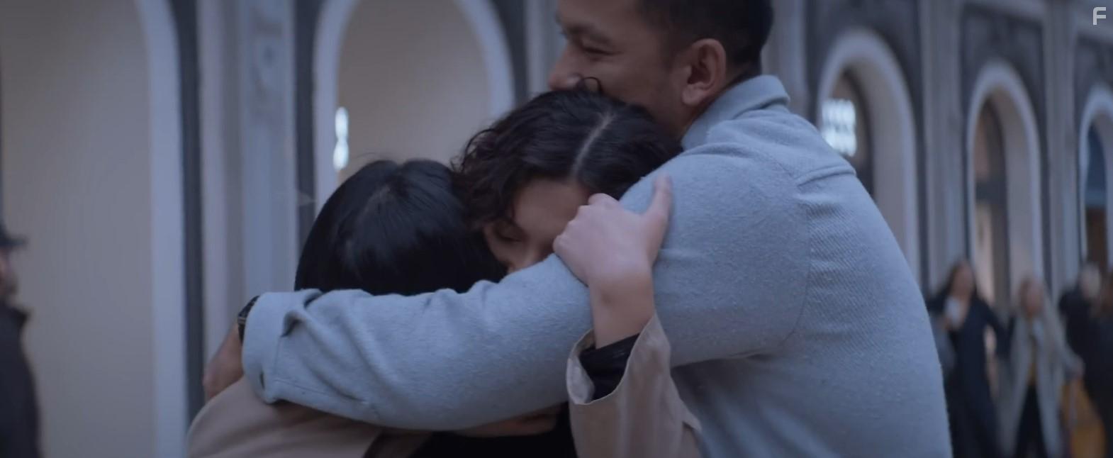 Rachel Amanda, Rio Dewanto, and Sheila Dara Aisha in Jalan yang Jauh, Jangan Lupa Pulang (2023)