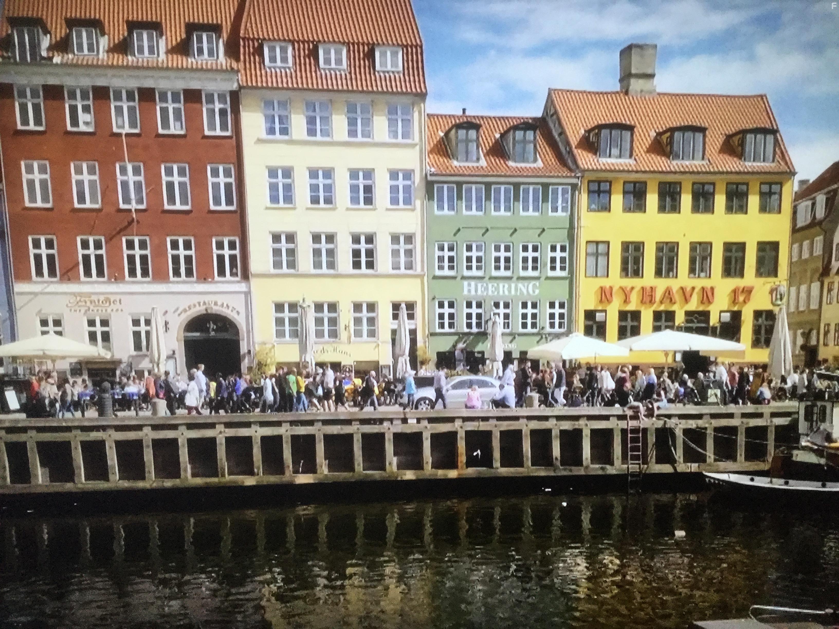 The Life-Sized City (2017)