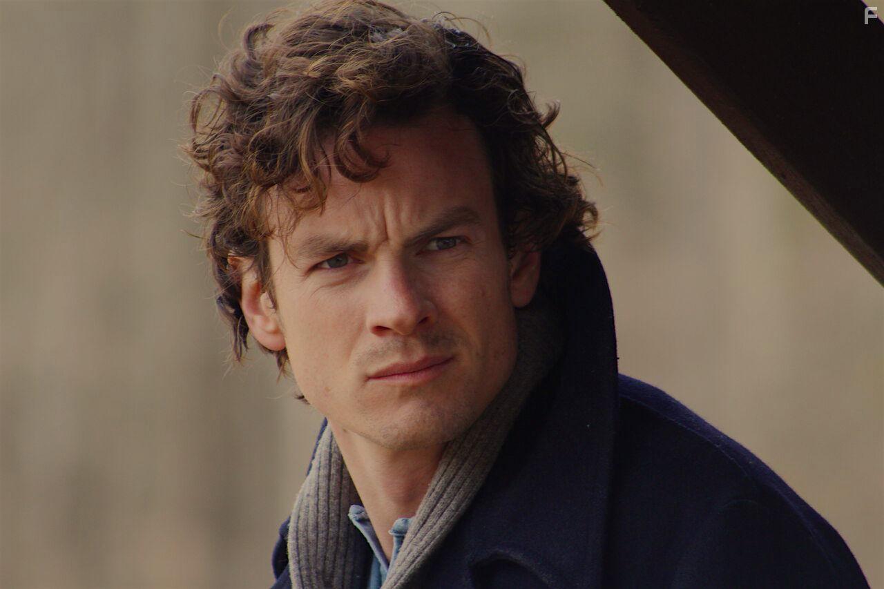 Luke Cook in Follow Her (2022)