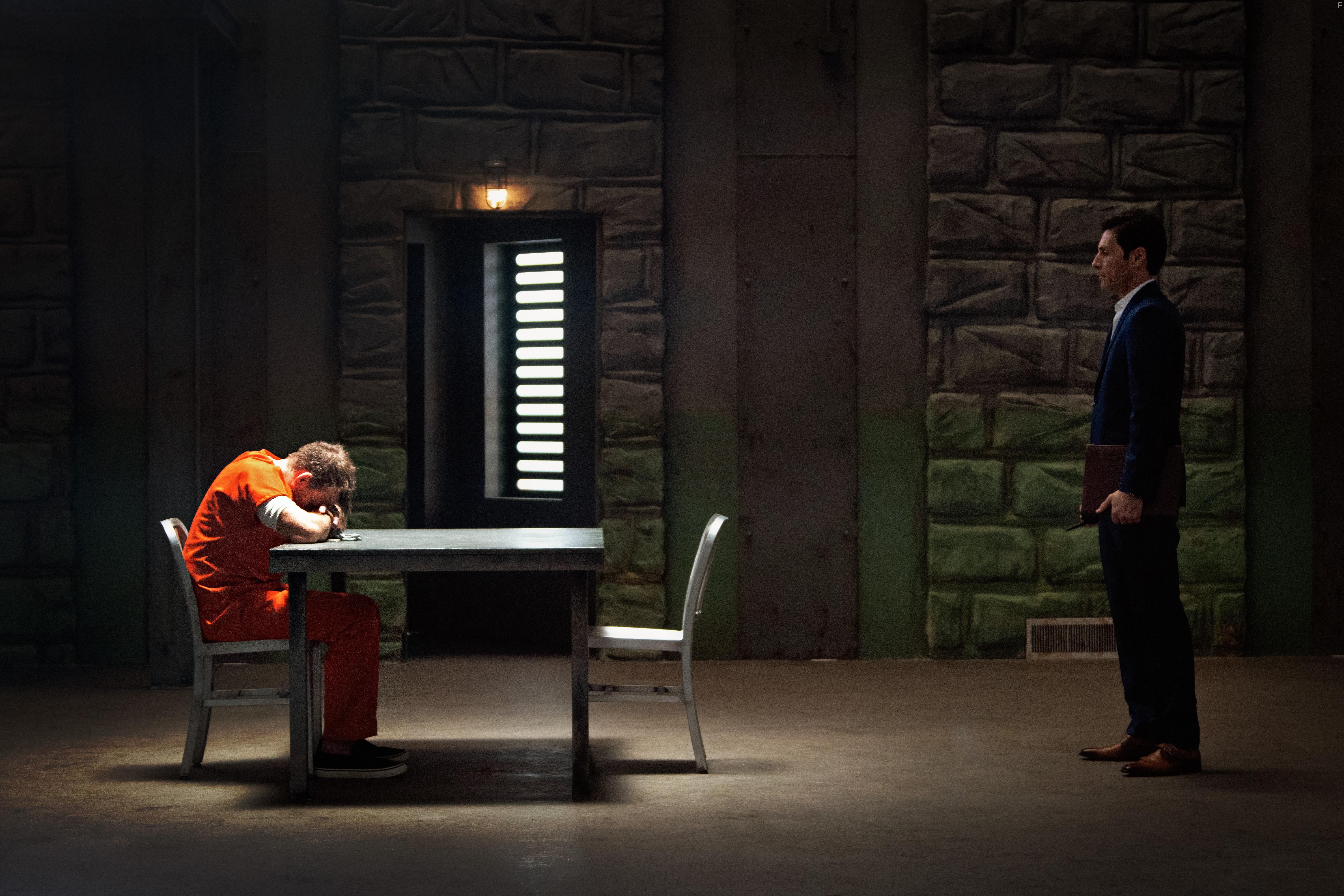 Sean Patrick Flanery and Jordan Belfi in Nefarious (2023)