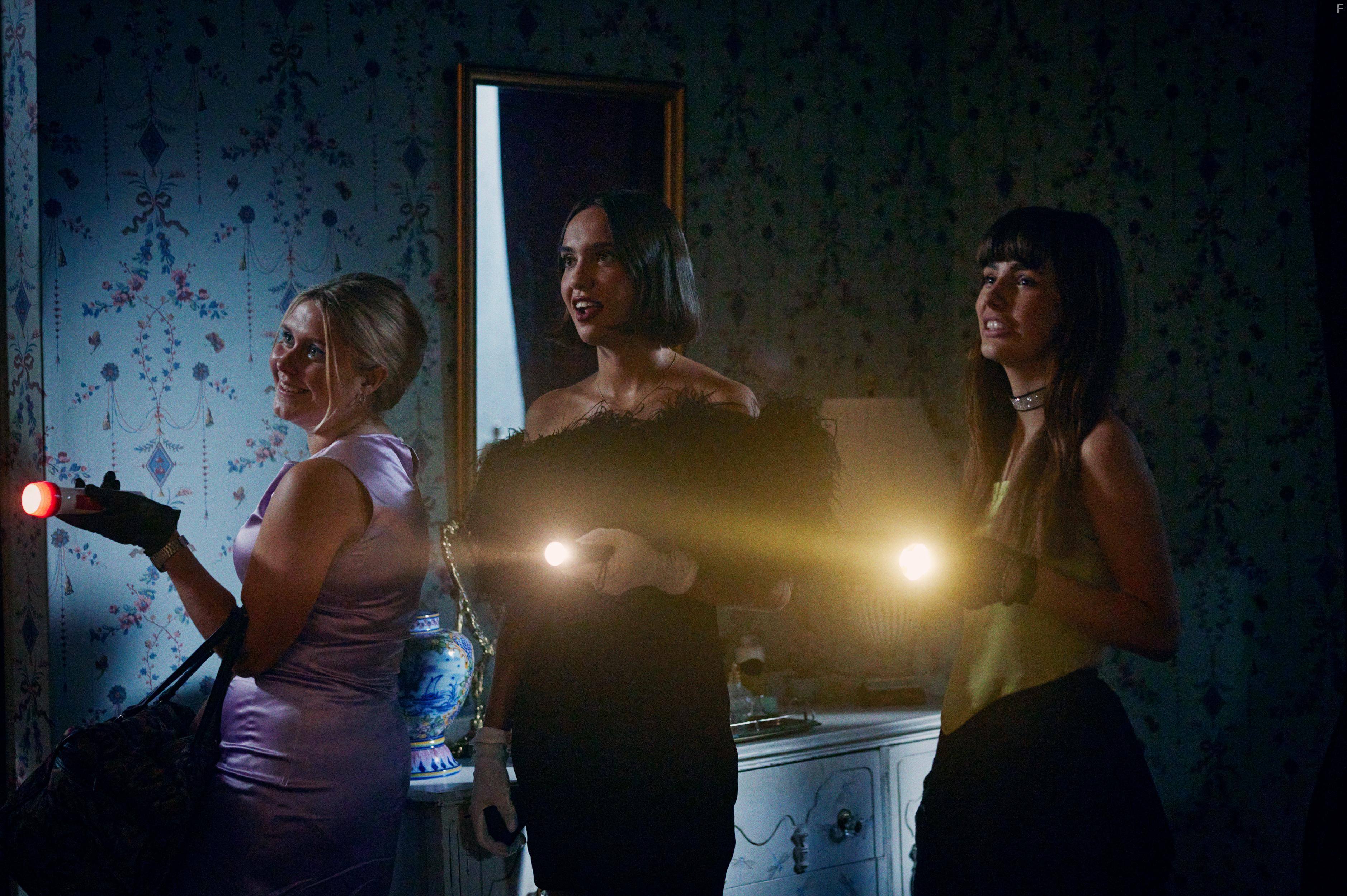 Tea Stjrne and Sarah Gustafsson in Barracuda Queens (2023)