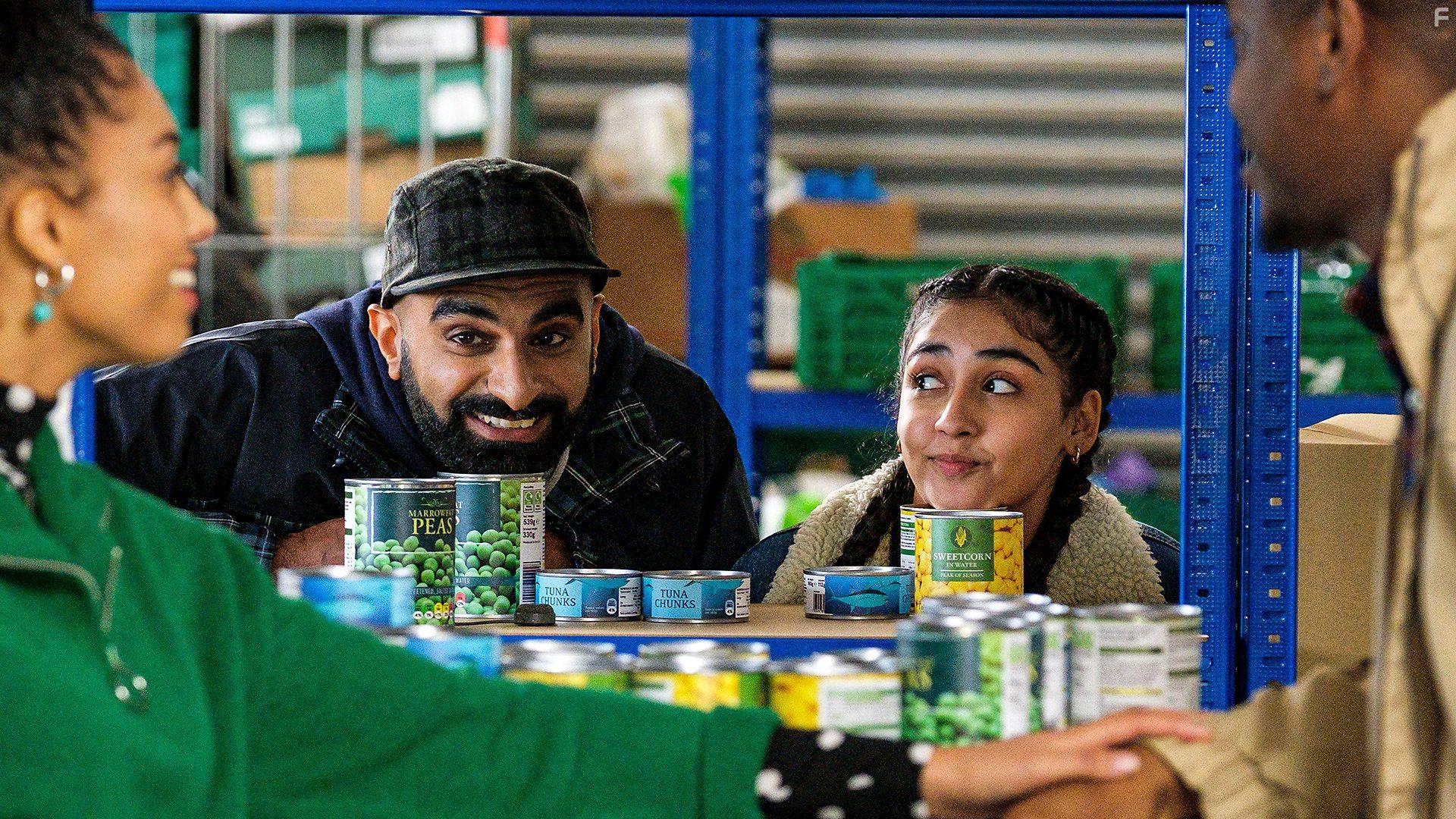 Tolu Ogunmefun, Tez Ilyas, April Nerissa Hudson, and Daa Karim in Man Like Mobeen: Moving Food (2020)