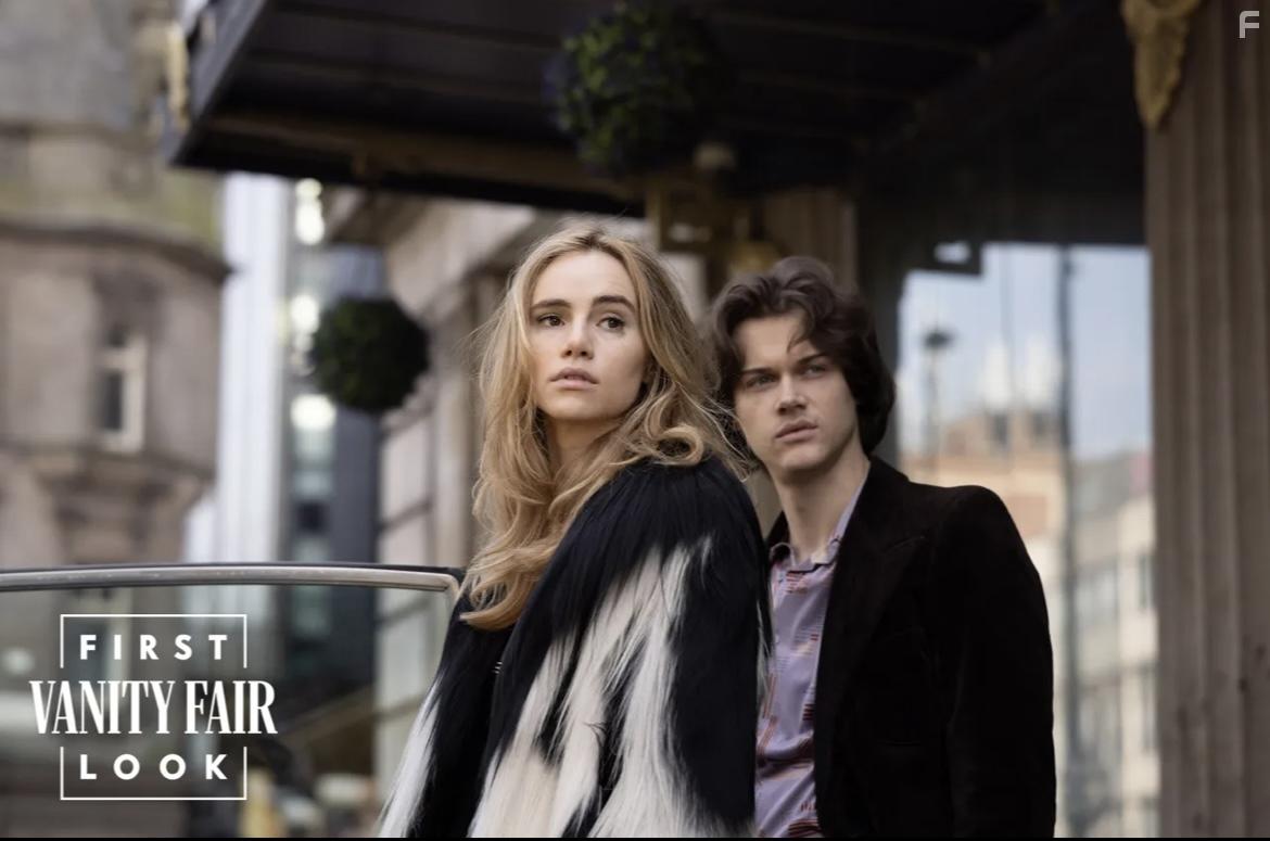 Christopher Briney and Suki Waterhouse in Daliland (2022)