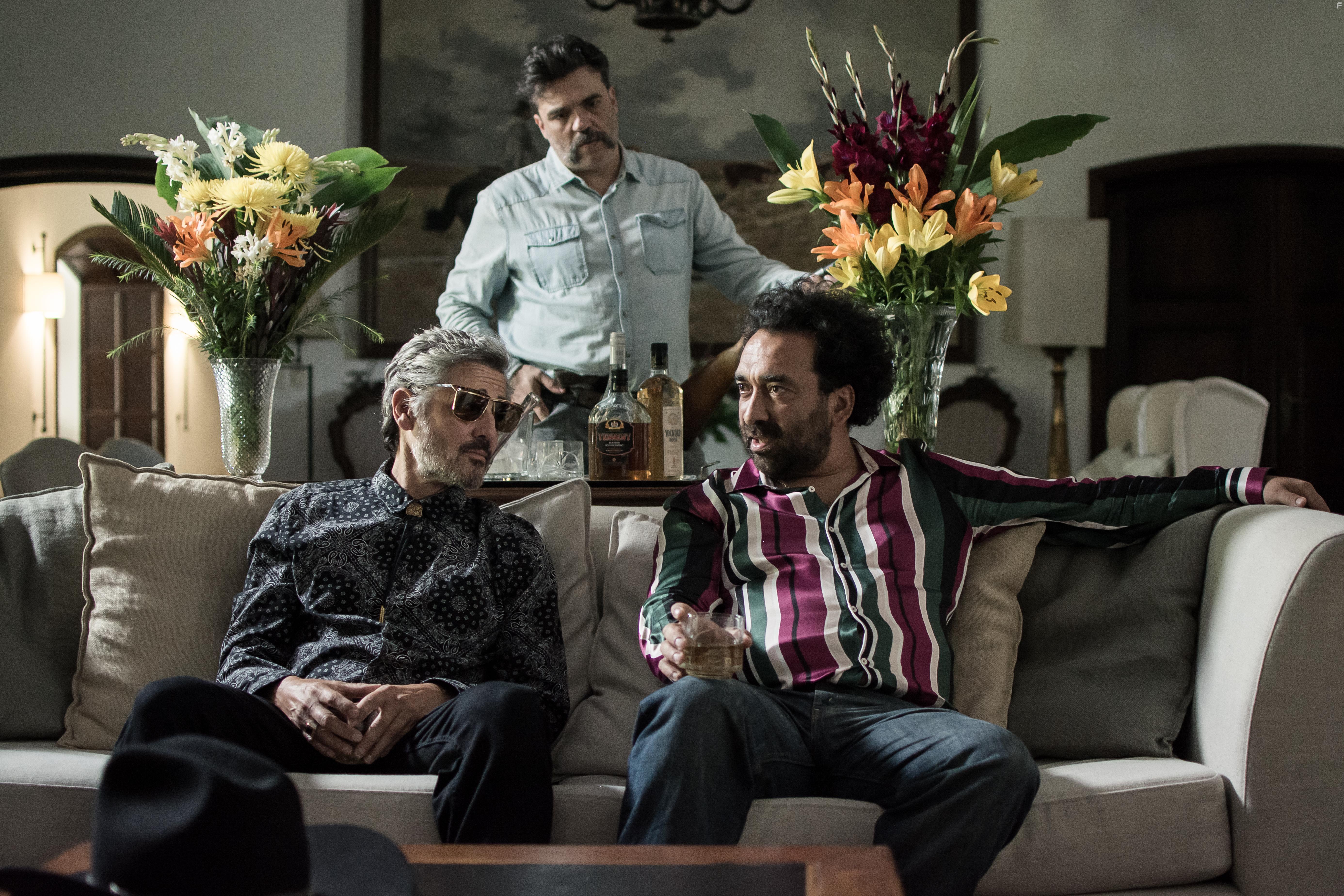 Germn Palacios, Ignacio Mendi, and Oscar Pernas in Impuros: Episode #2.9 (2019)