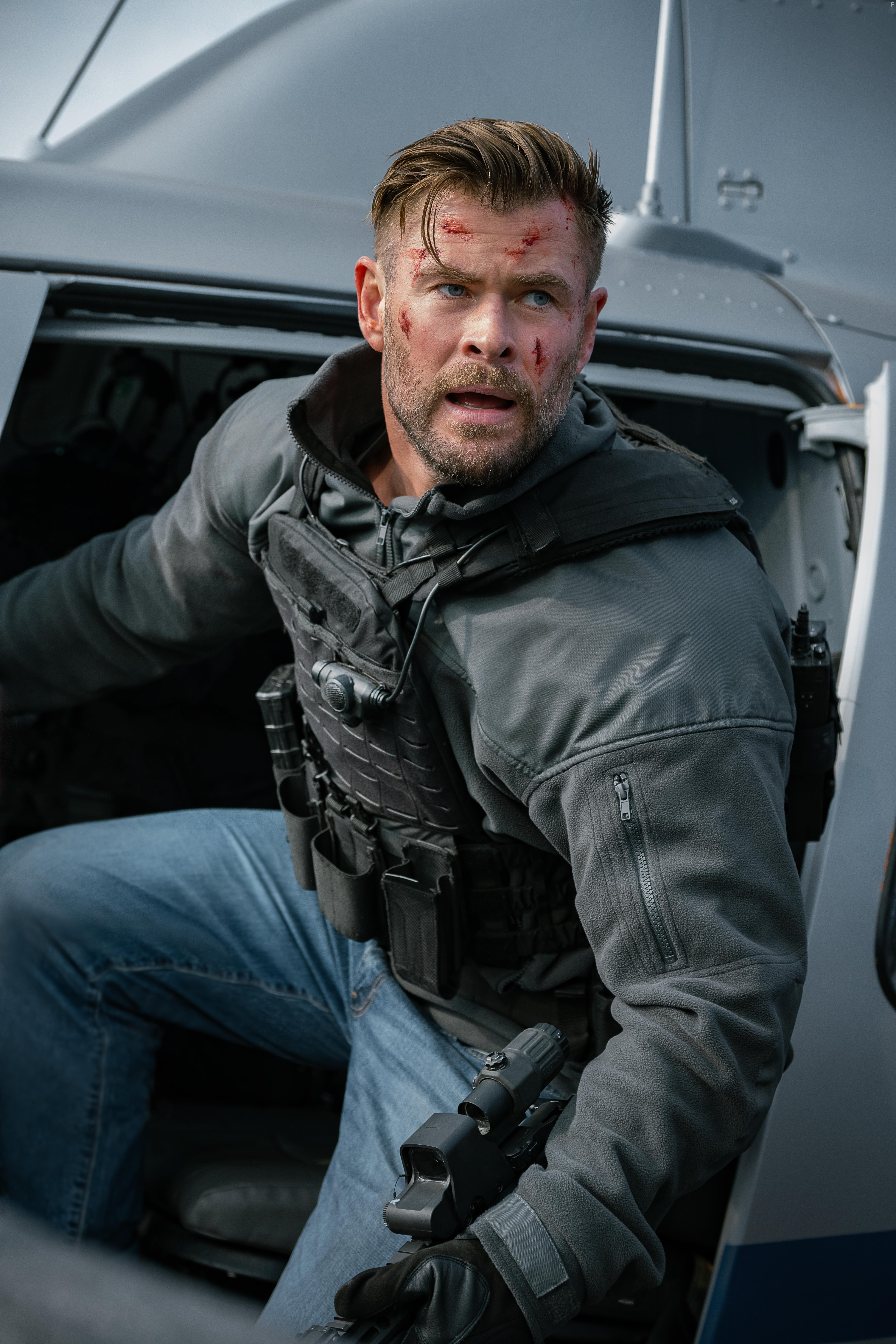 Chris Hemsworth in Extraction 2 (2023)