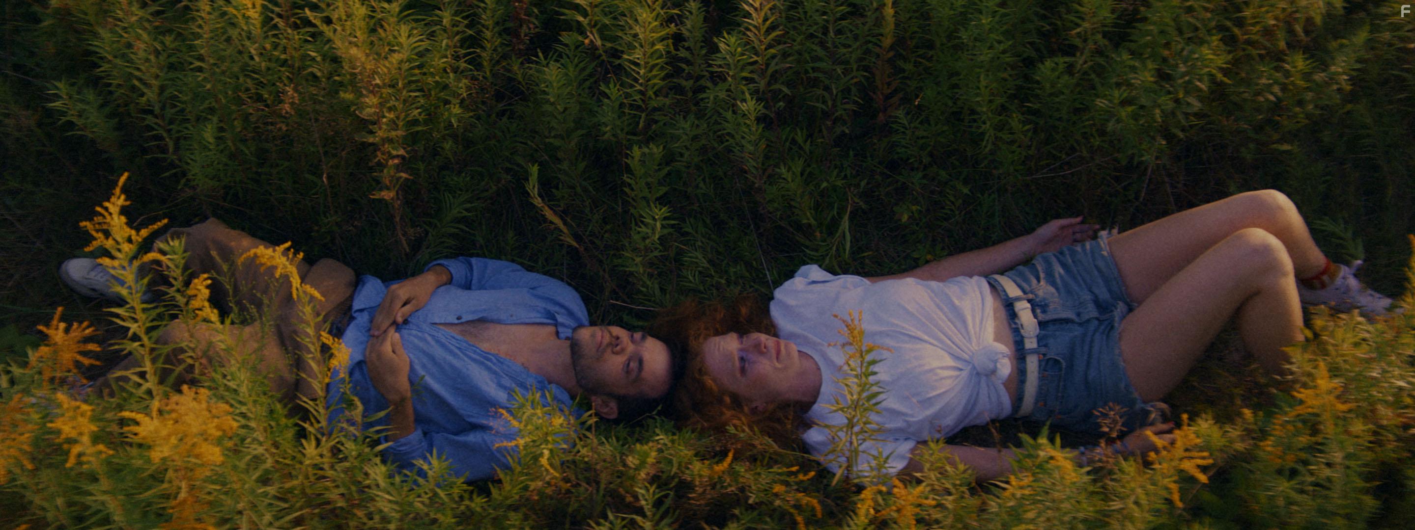 Sarah Hay and Matthew Jeffers in Unidentified Objects (2022)