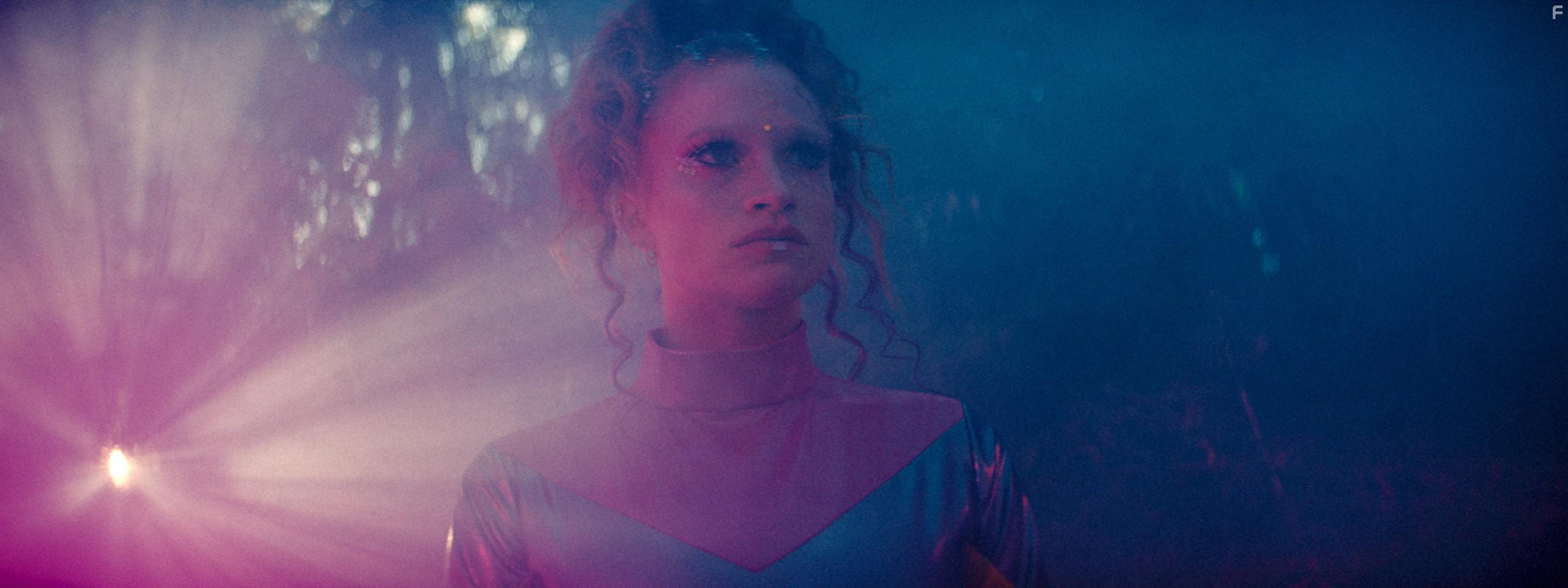 Sarah Hay in Unidentified Objects (2022)