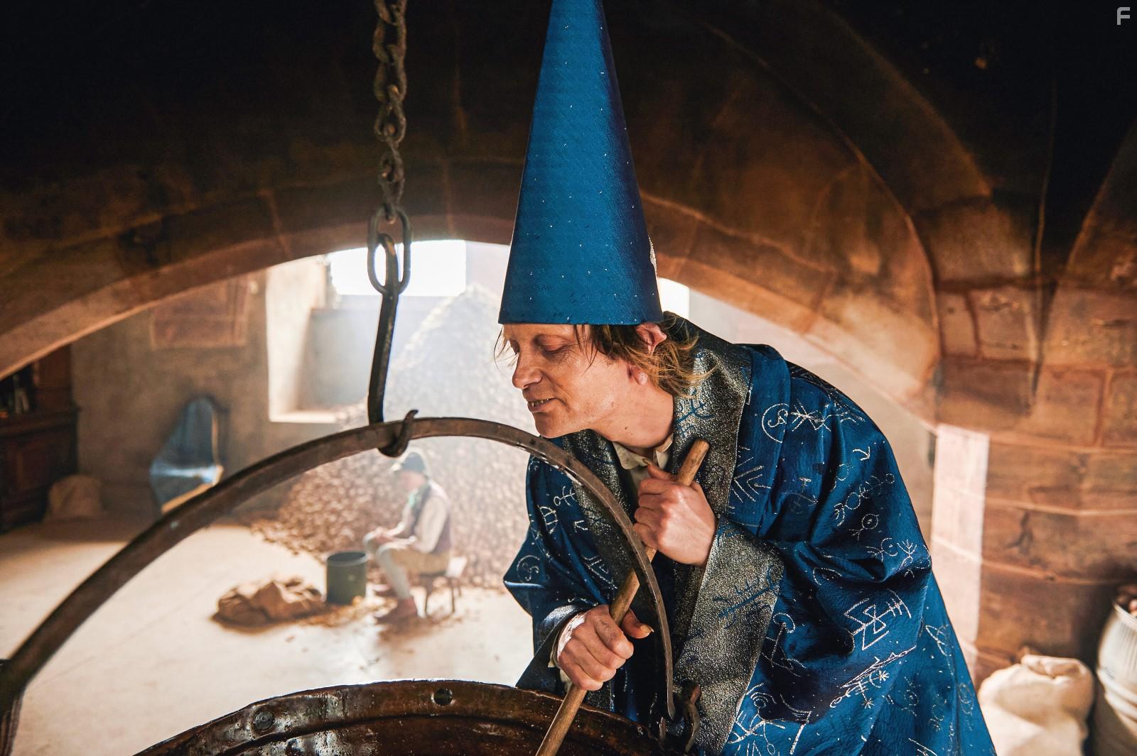 August Diehl in Der Ruber Hotzenplotz (2022)