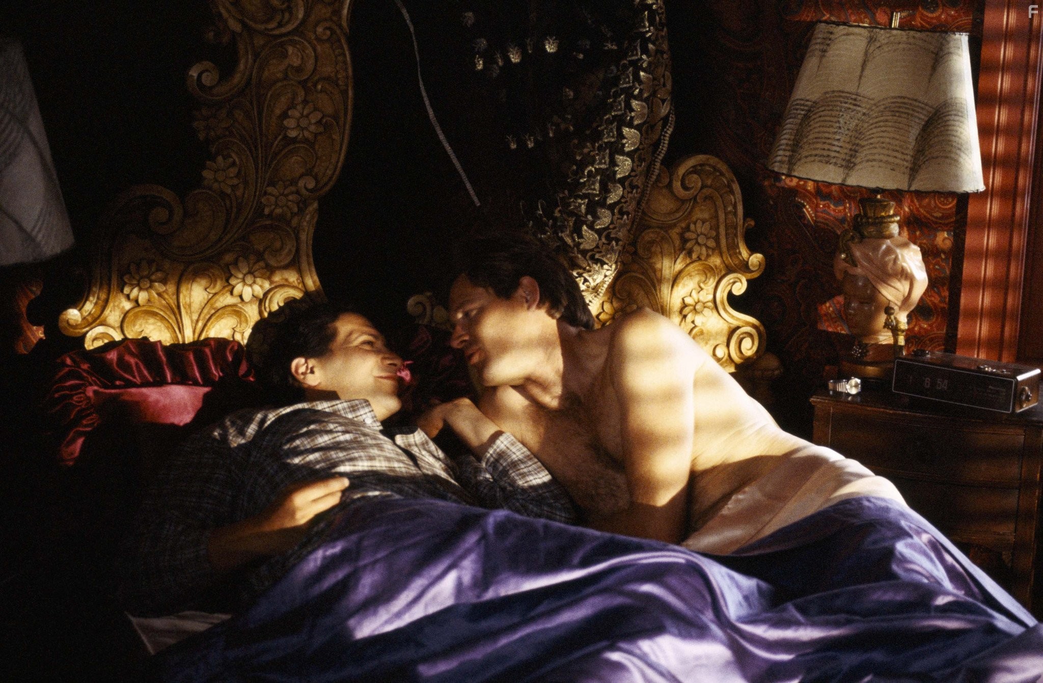 Harvey Fierstein in Сентиментальная песня (1988)