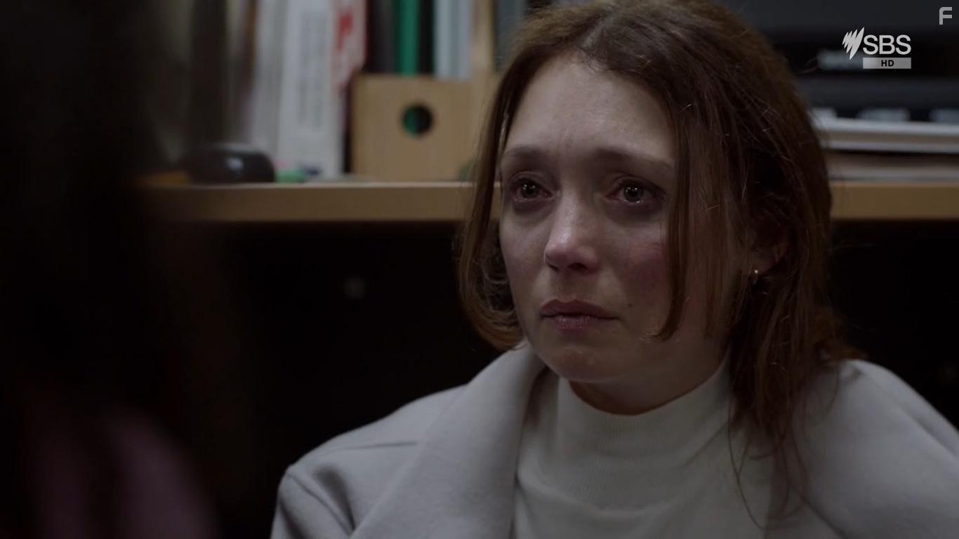 Antonia Prebble in Safe Home (2023)