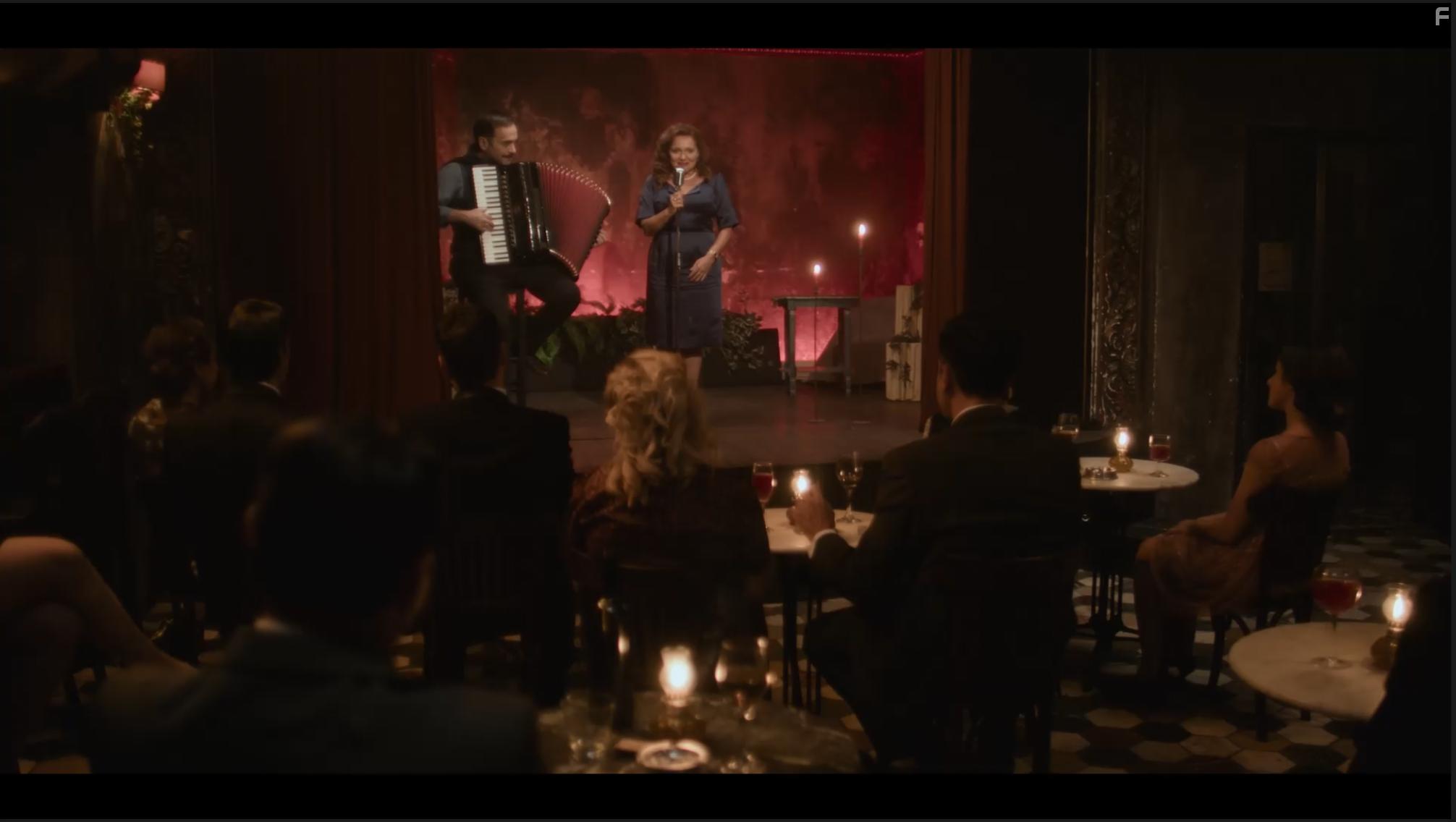 Maria Kavoyianni in Mia nyhta tou Avgoustou (2022)