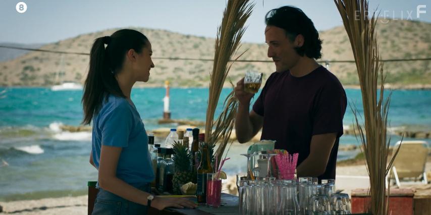 Andreas Konstantinou and Margaret Clunie in Kart postal (2021)