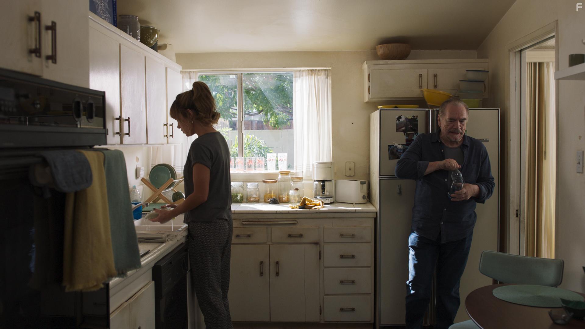 Kate Beckinsale and Brian Cox in Prisoner's Daughter (2022)