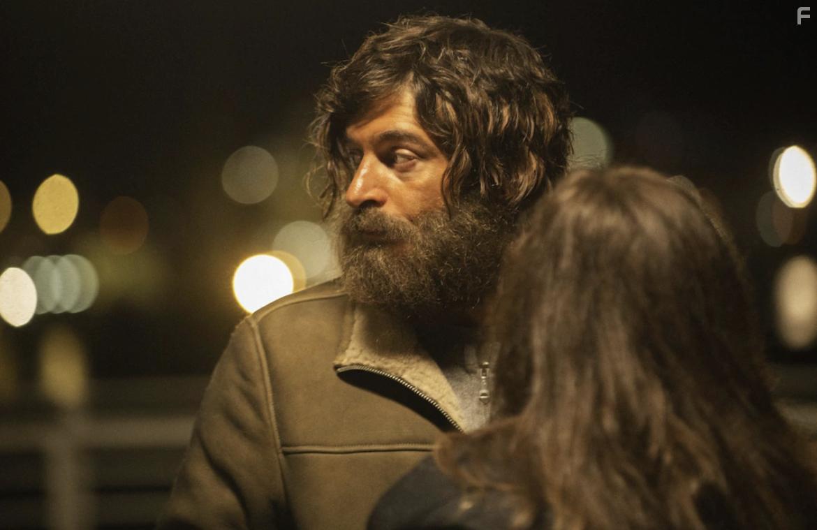 Lino Guanciale in Sopravvissuti (2022)