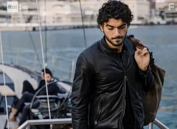 Giacomo Giorgio in Sopravvissuti (2022)