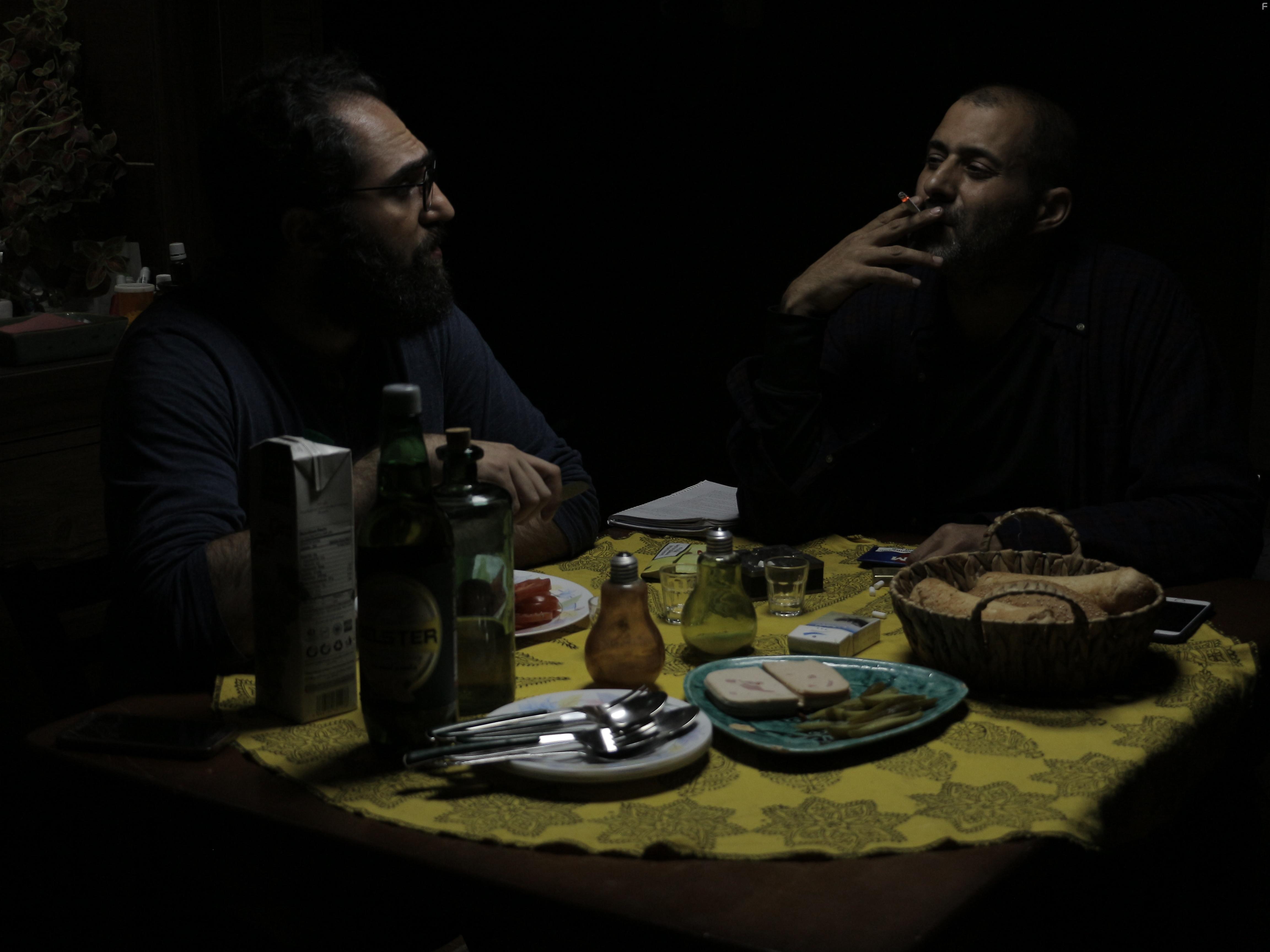 Ali Hemmati and Bardia Yadegari in Mantagheye payani (2021)