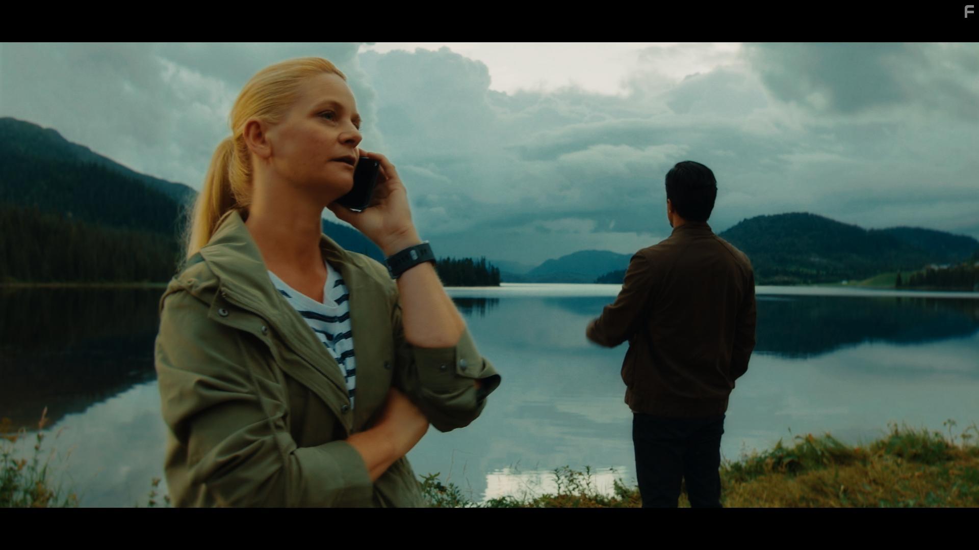 Ingvild Lien and Ravdeep Singh Bajwa in Jordbrukerne (2021)
