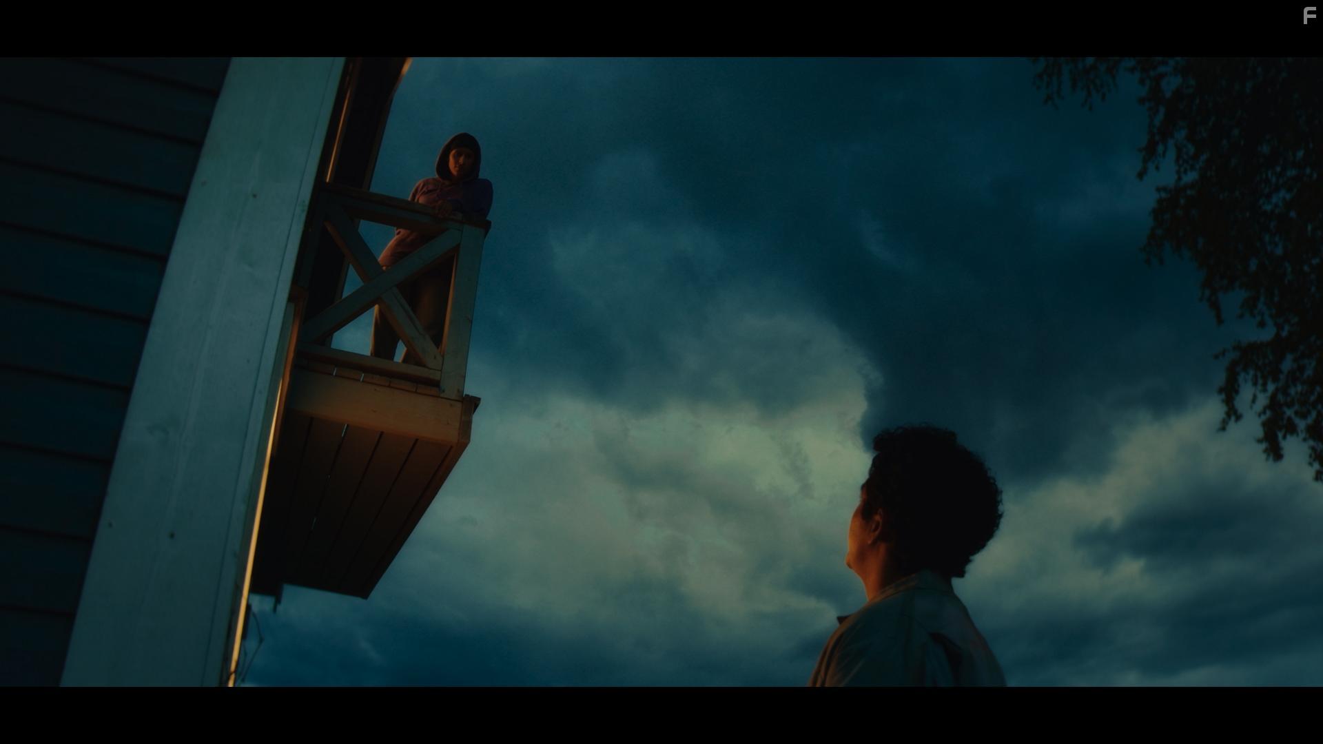 Hina Zaidi and Nader Khademi in Jordbrukerne (2021)