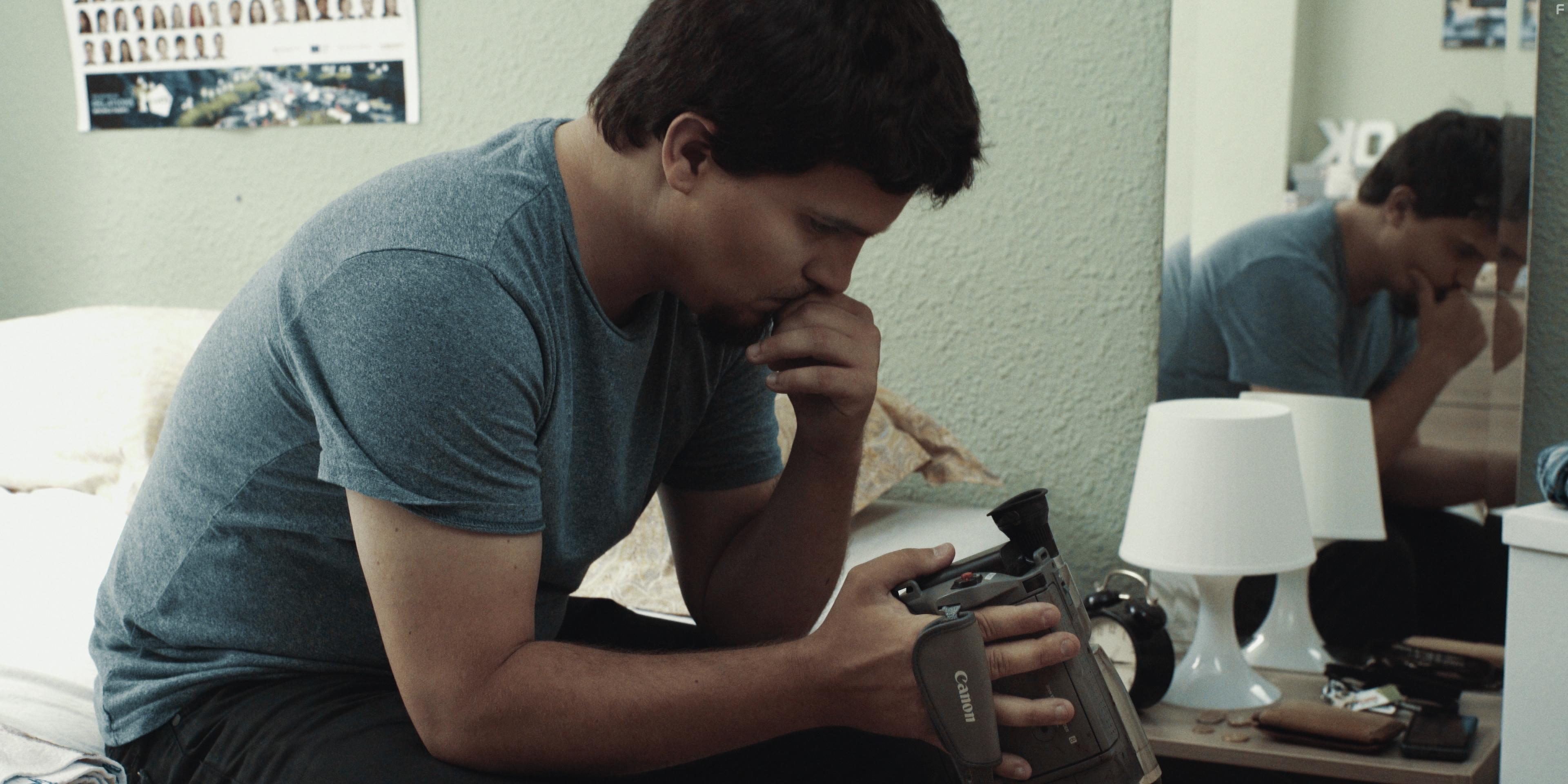 Javier Zapater in Desaparecer (2020)