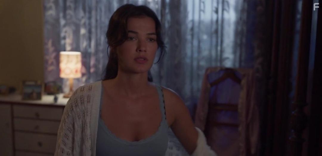 Pinar Deniz in Ak 101 (2020)