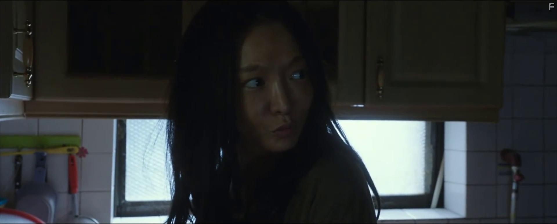 Shin So-yul in Ogsuyeog gwisin (2022)