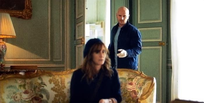 Elonore Bernheim and Nicolas Gob in L'art du crime: Un coeur de Pierre (2021)