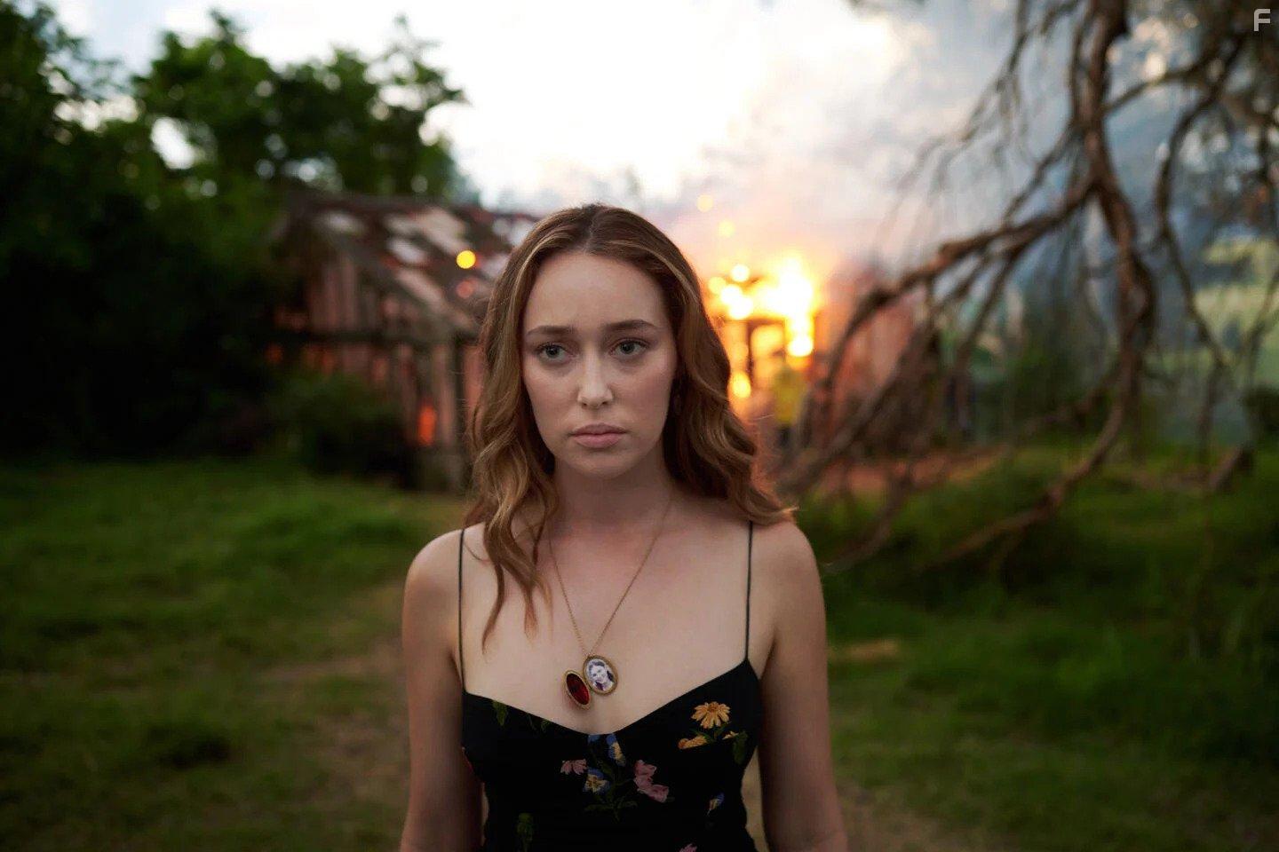 Alycia Debnam-Carey in The Lost Flowers of Alice Hart (2023)