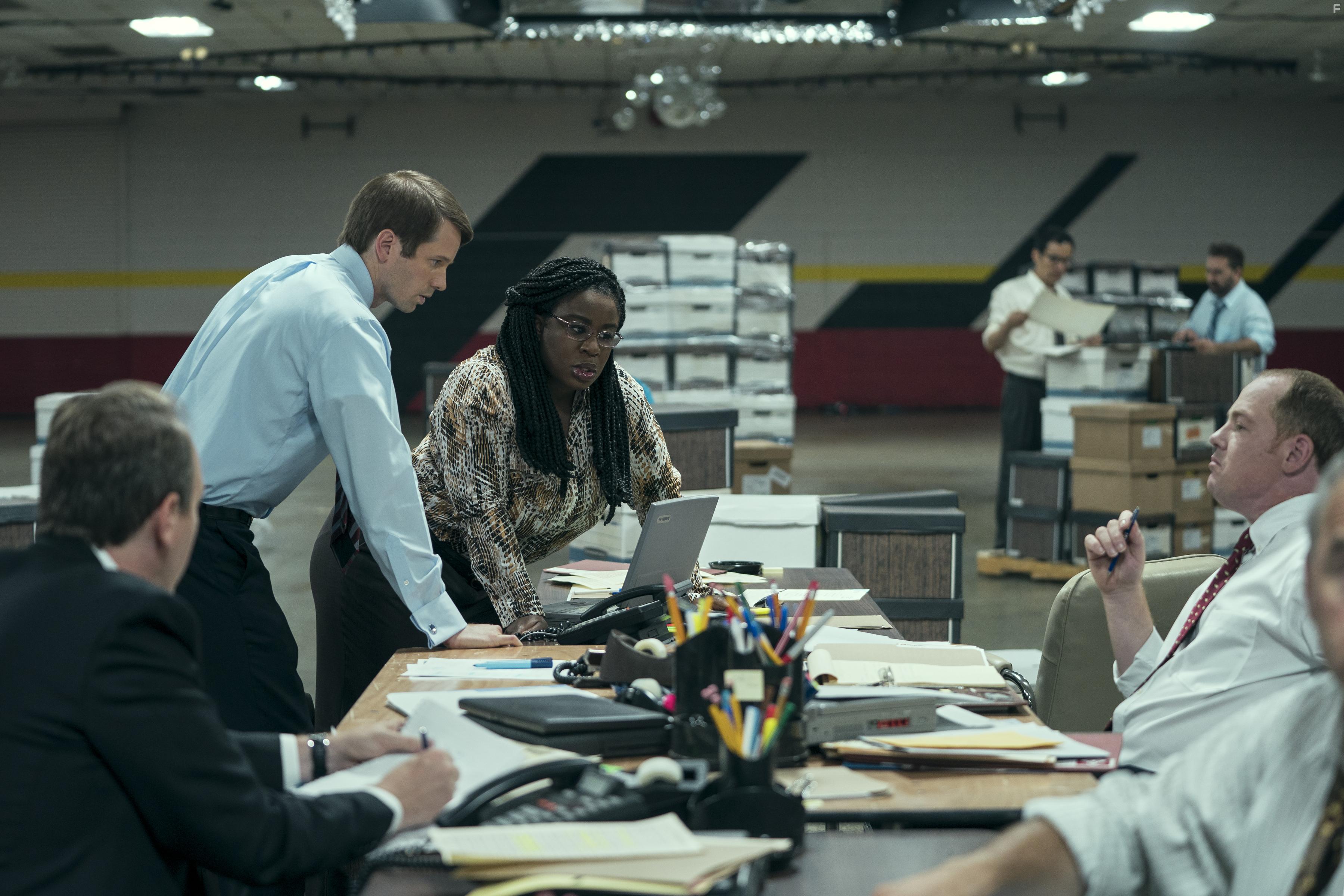 Edie, John Brownlee, Uzo Aduba, and Tyler Ritter in Painkiller (2023)