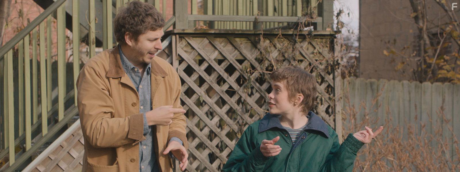 Michael Cera and Sophia Lillis in The Adults (2023)